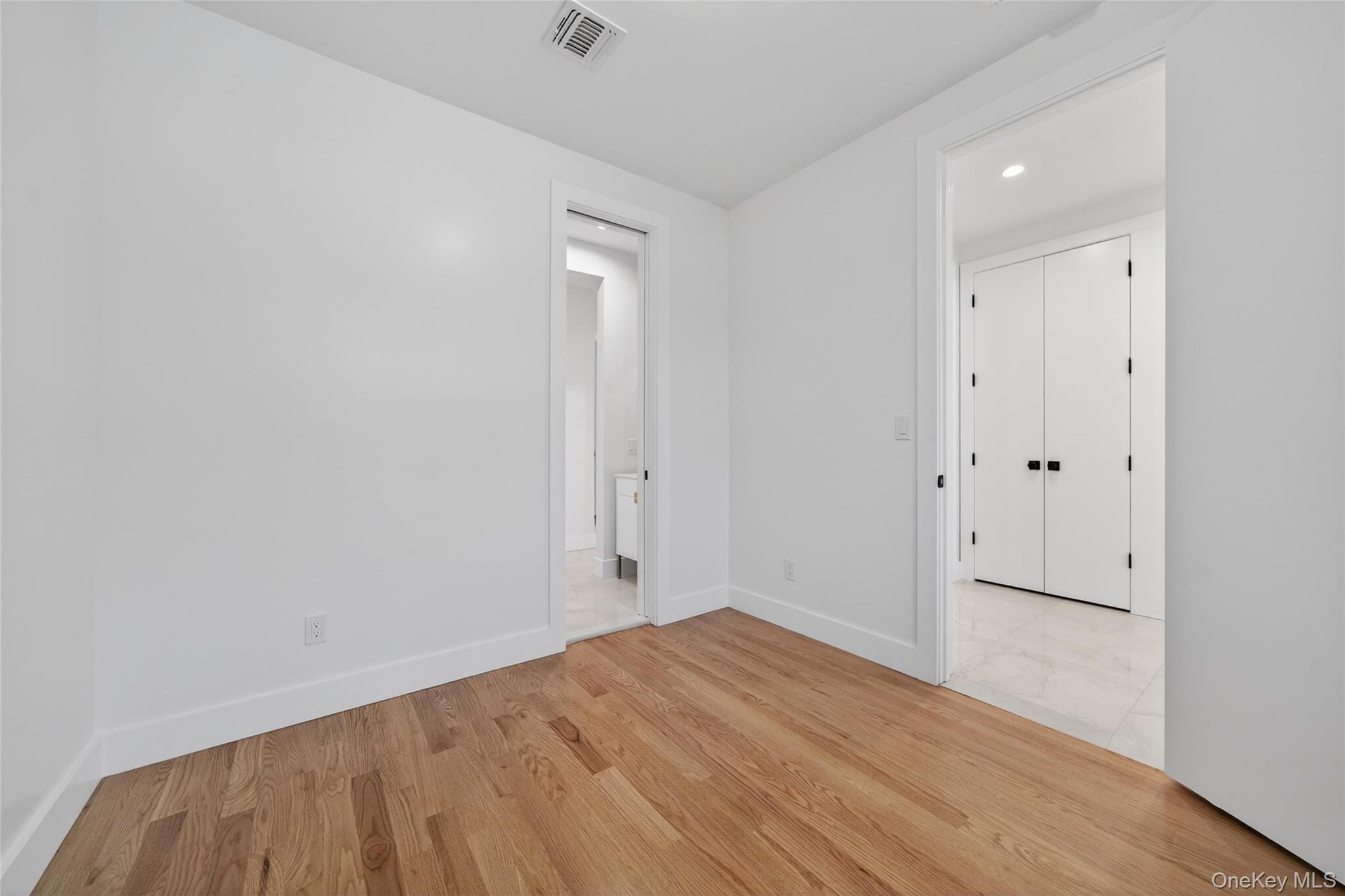 71 Lawrence Avenue Property Photo 22