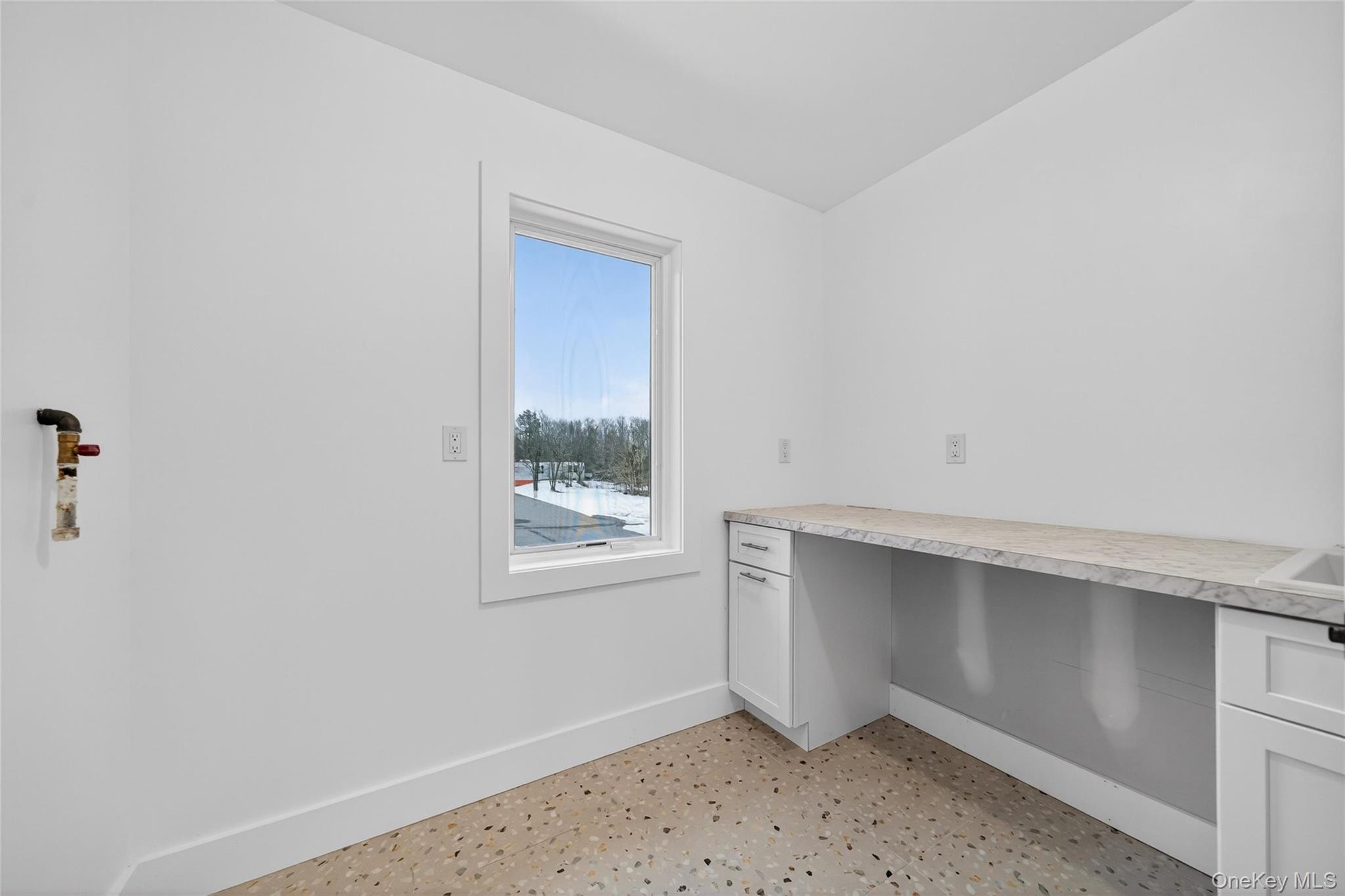 71 Lawrence Avenue Property Photo 32