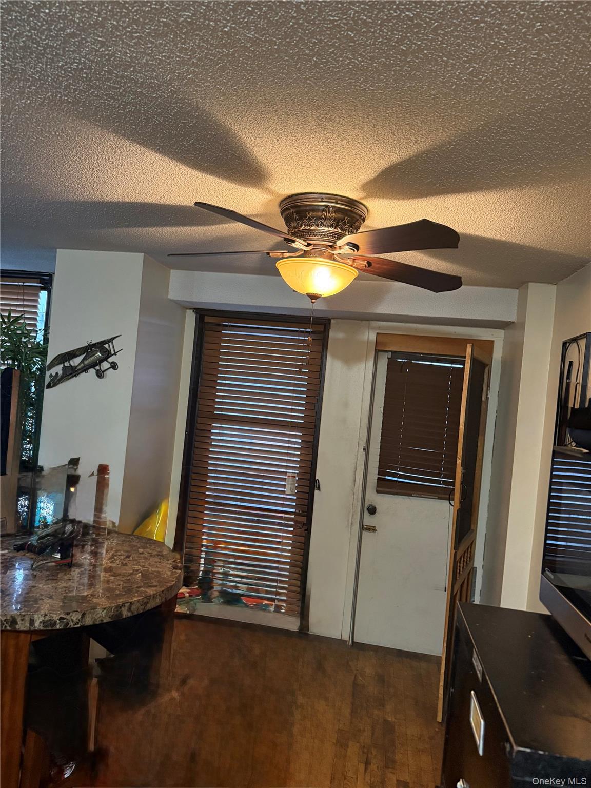 1966 Newbold Avenue #407 Property Photo 4