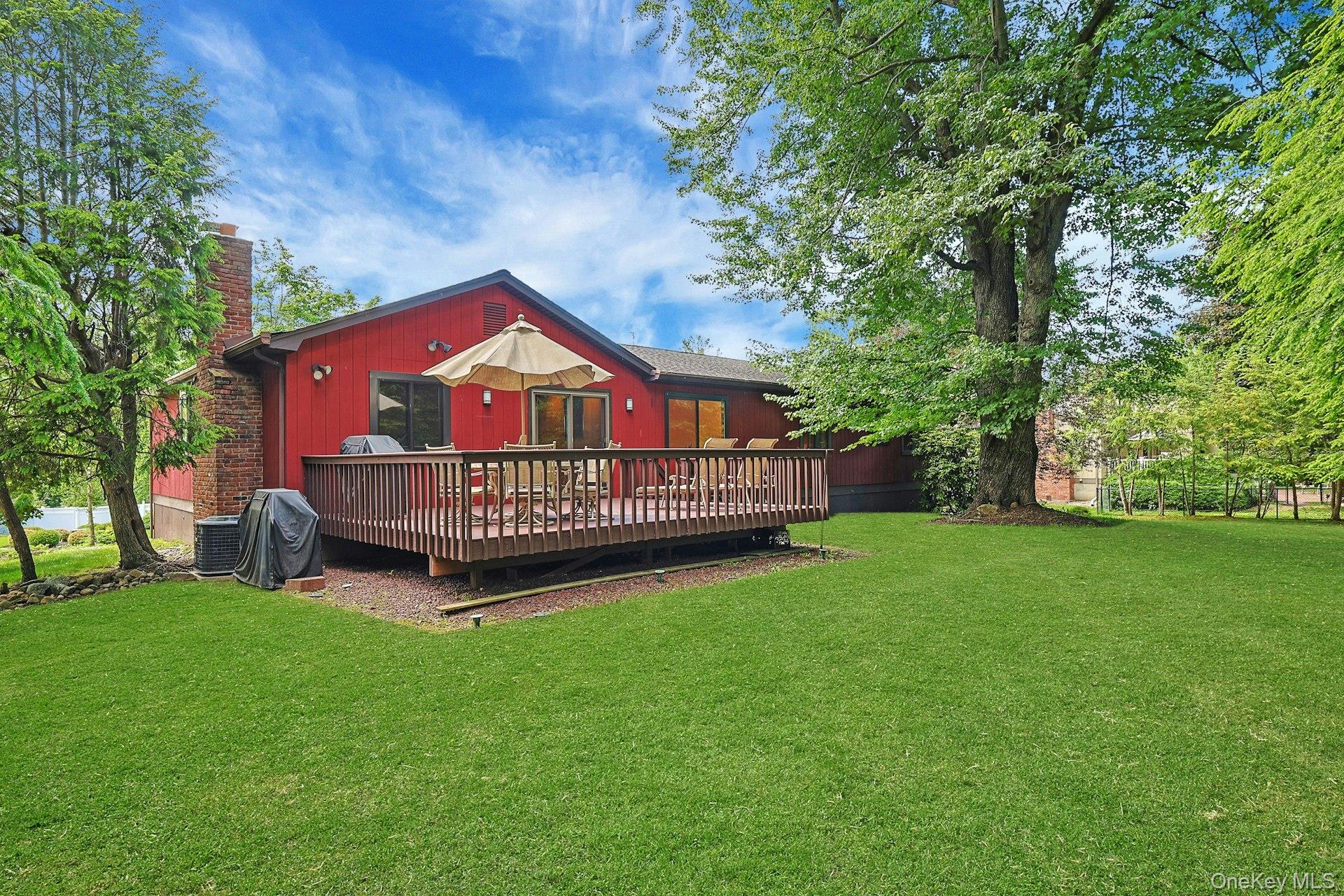 8 Sasson Terrace Property Photo 7