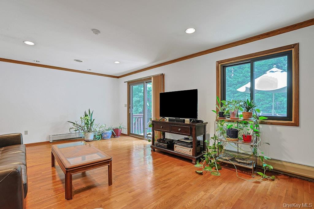 8 Sasson Terrace Property Photo 26
