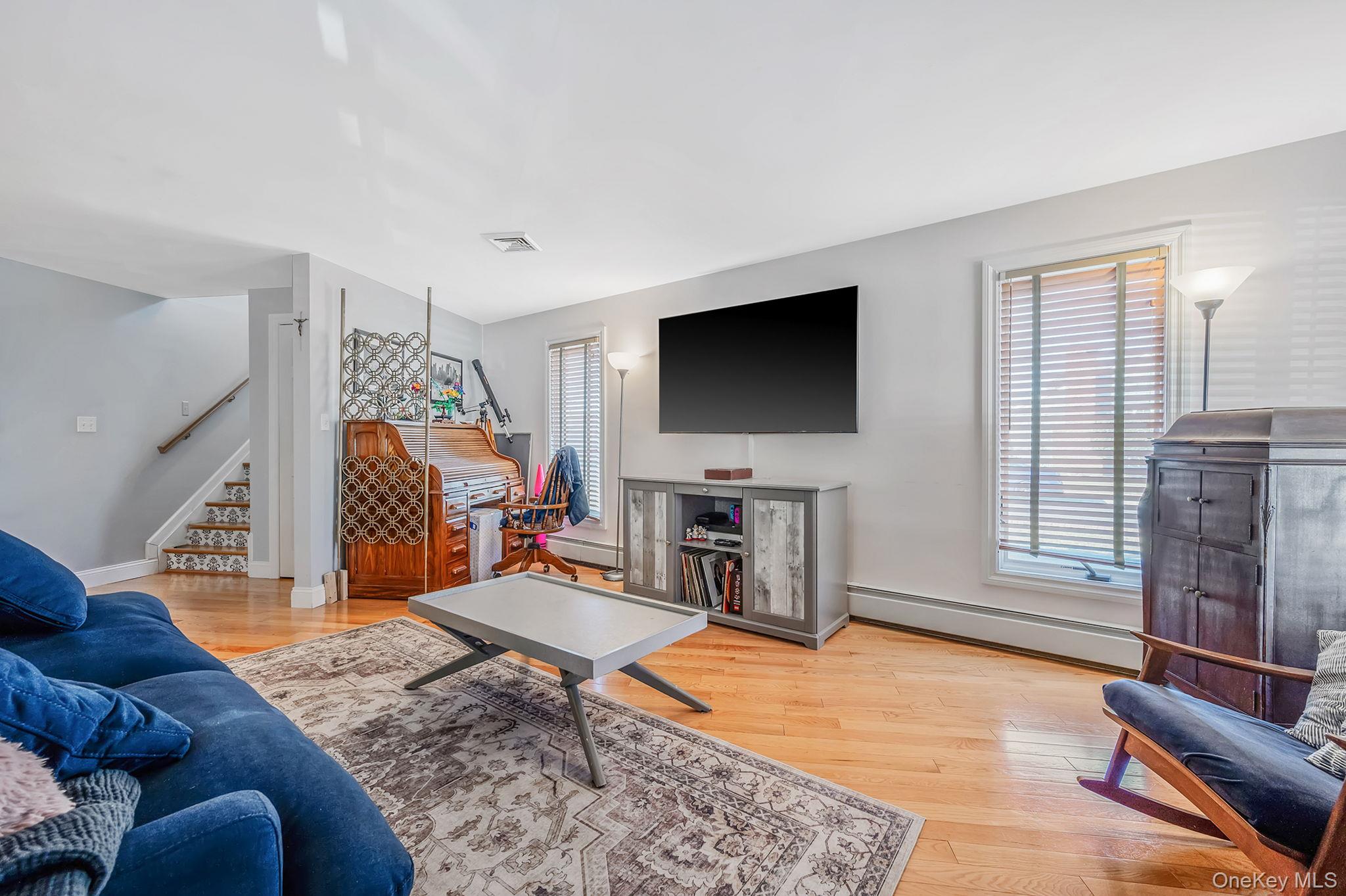 268 W Shore Drive Property Photo 6