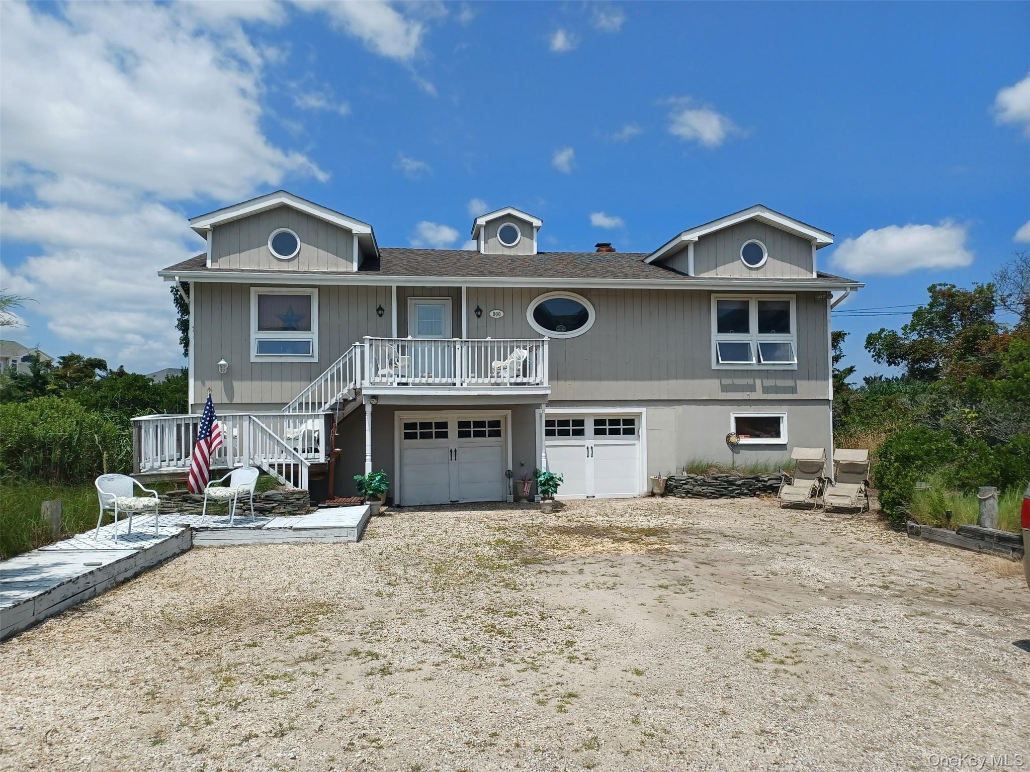 900 Dune Road Property Photo 1