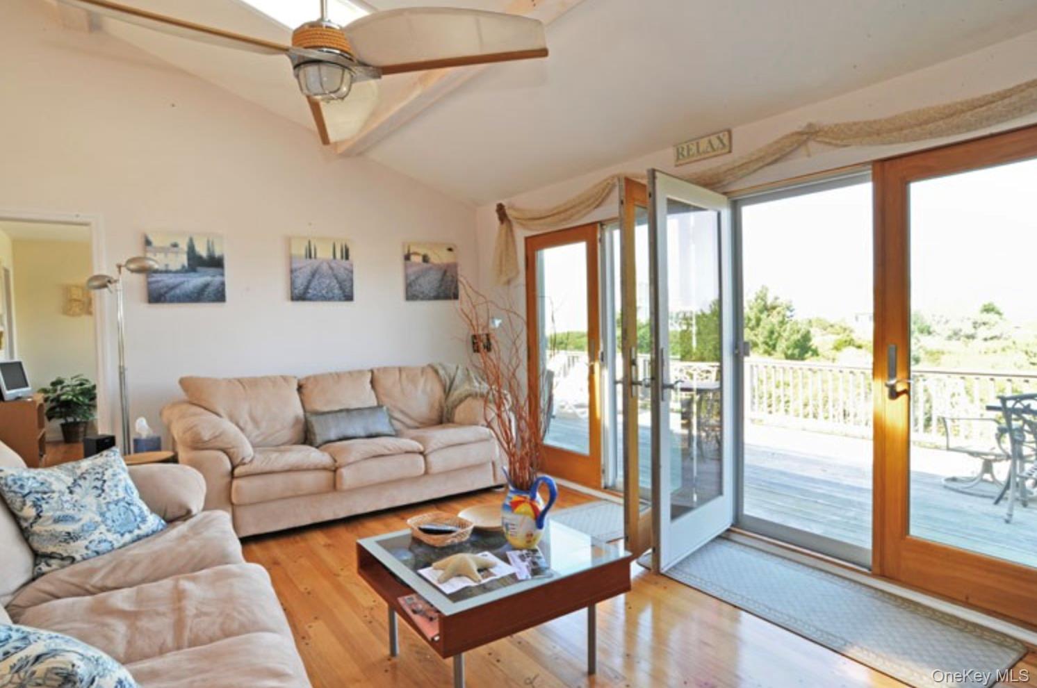 900 Dune Road Property Photo 13