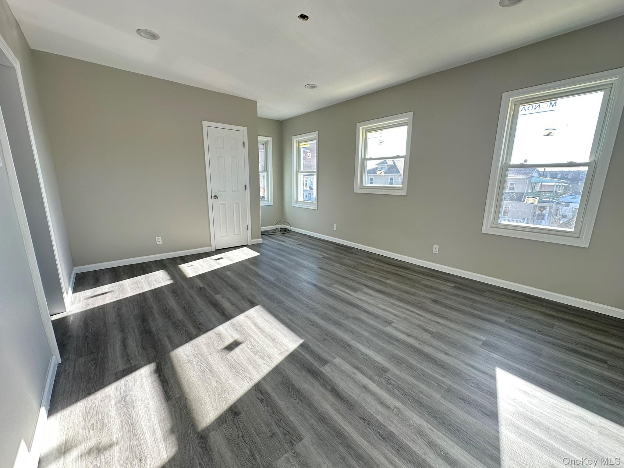 149 W Market Street Property Photo 27
