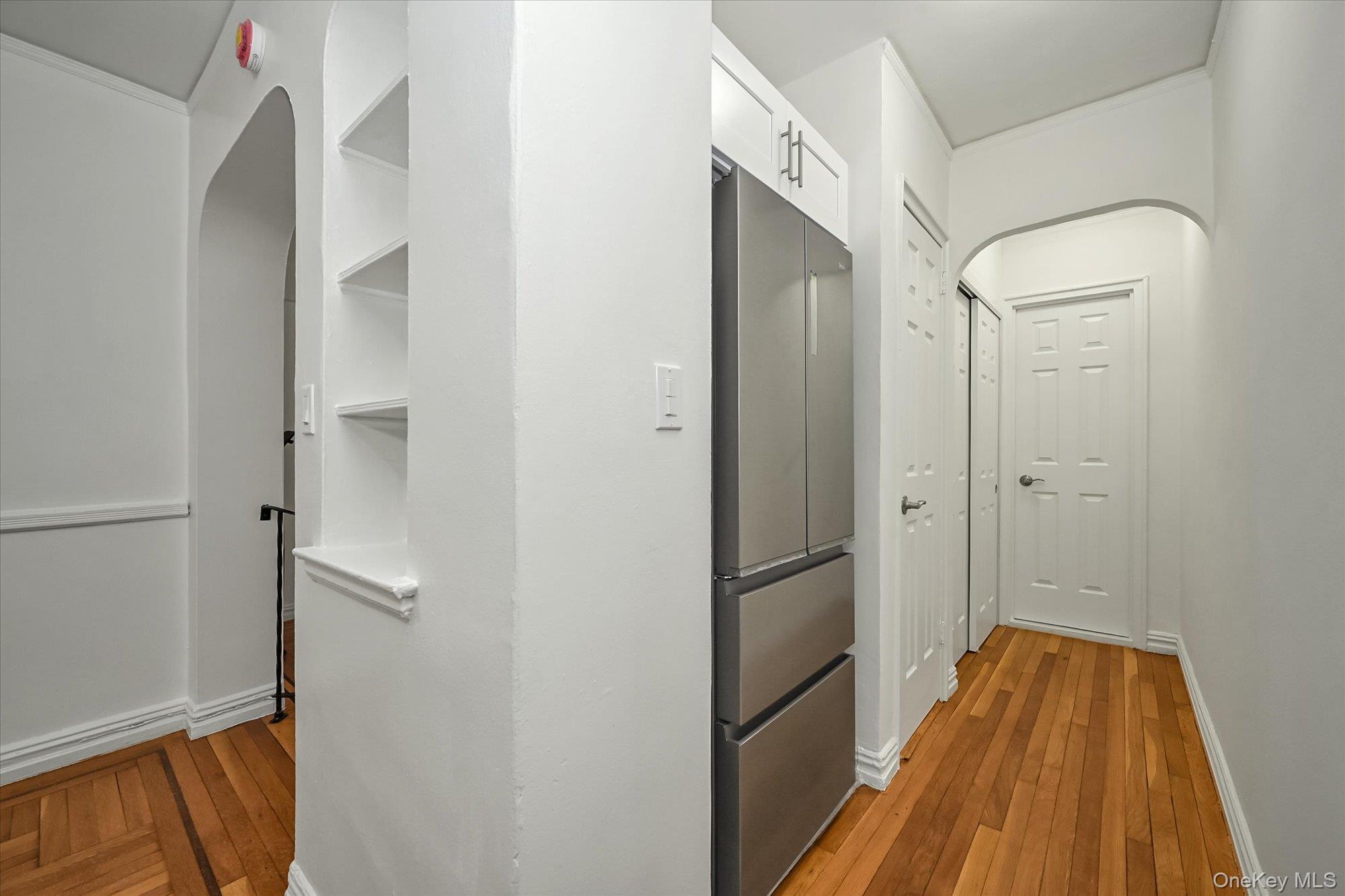 2685 Creston Avenue 1-e Property Photo 2