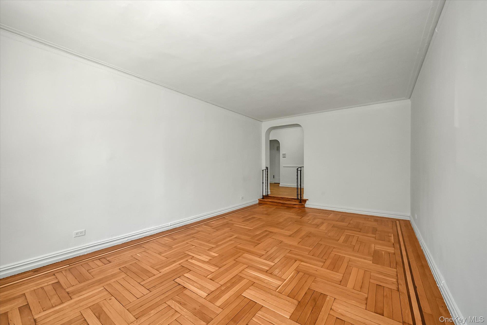 2685 Creston Avenue 1-e Property Photo 3