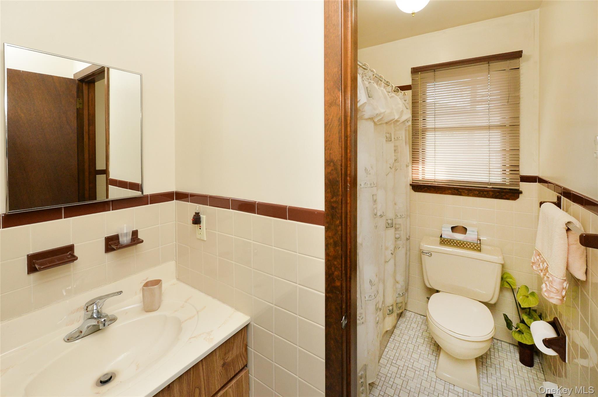 49-51 Albert Drive Property Photo 10
