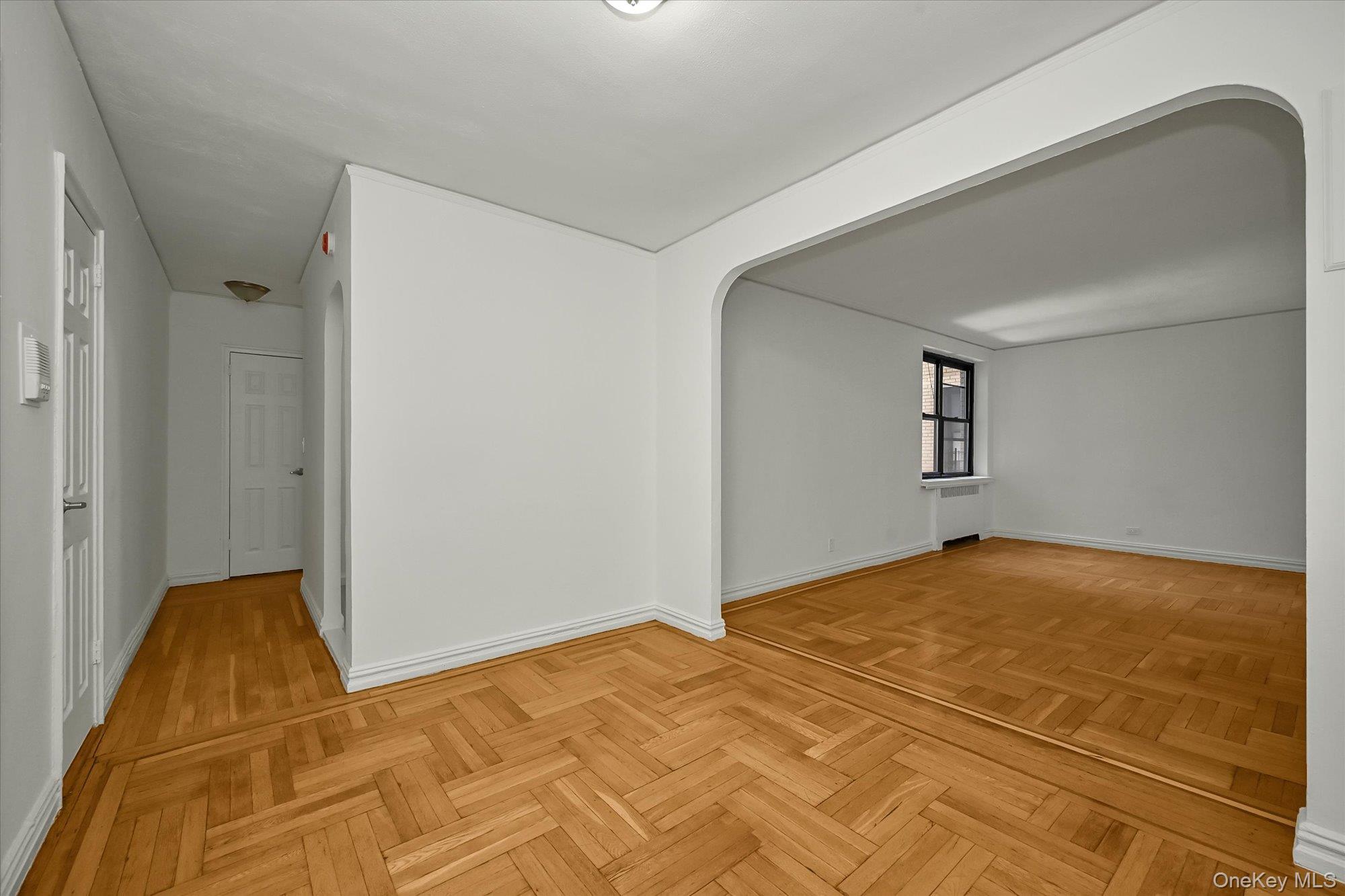 2685 Creston Avenue 2-f Property Photo 5