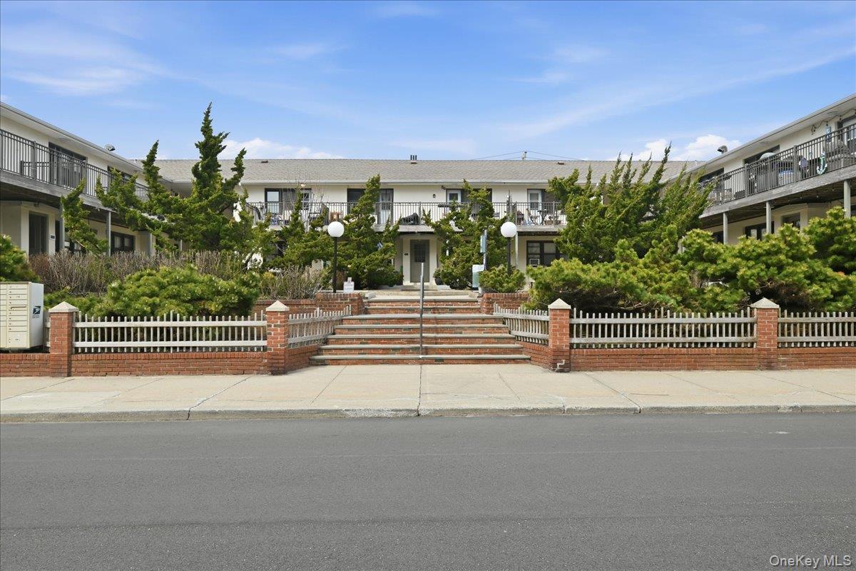 65 W Broadway 8B Property Photo 1