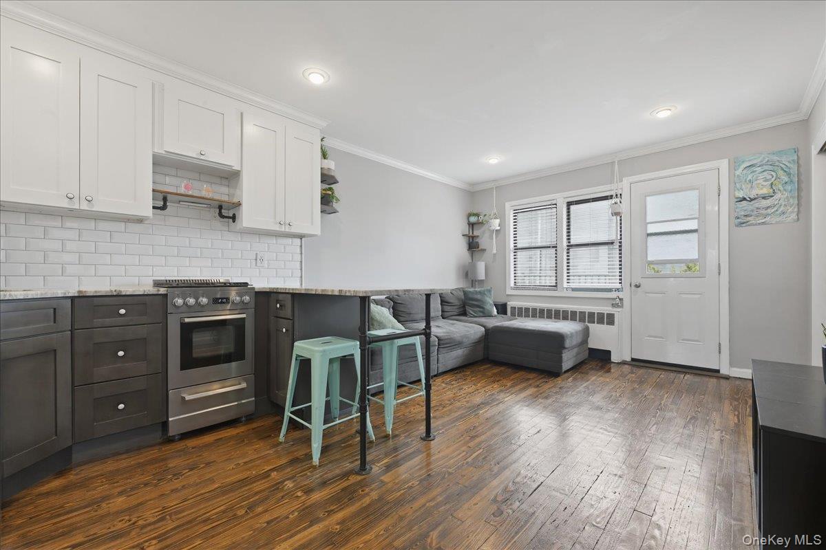 65 W Broadway 8b Property Photo 4