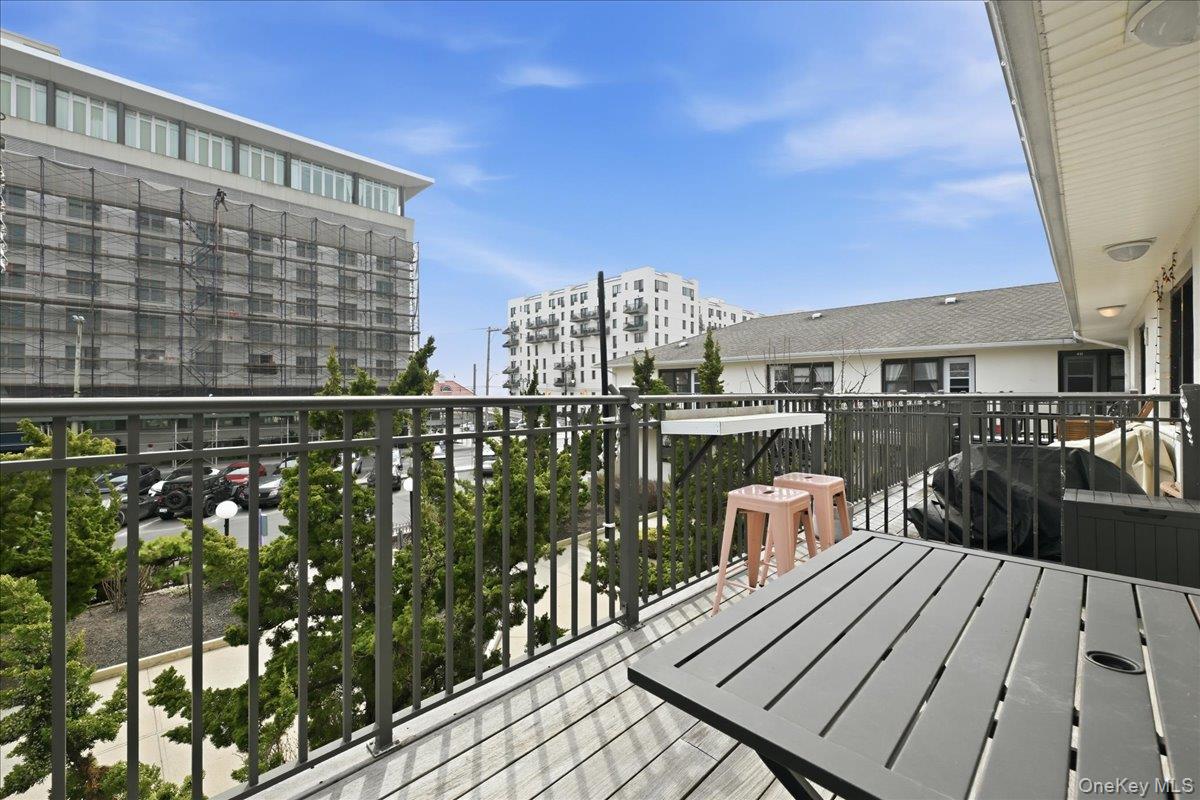 65 W Broadway 8b Property Photo 16