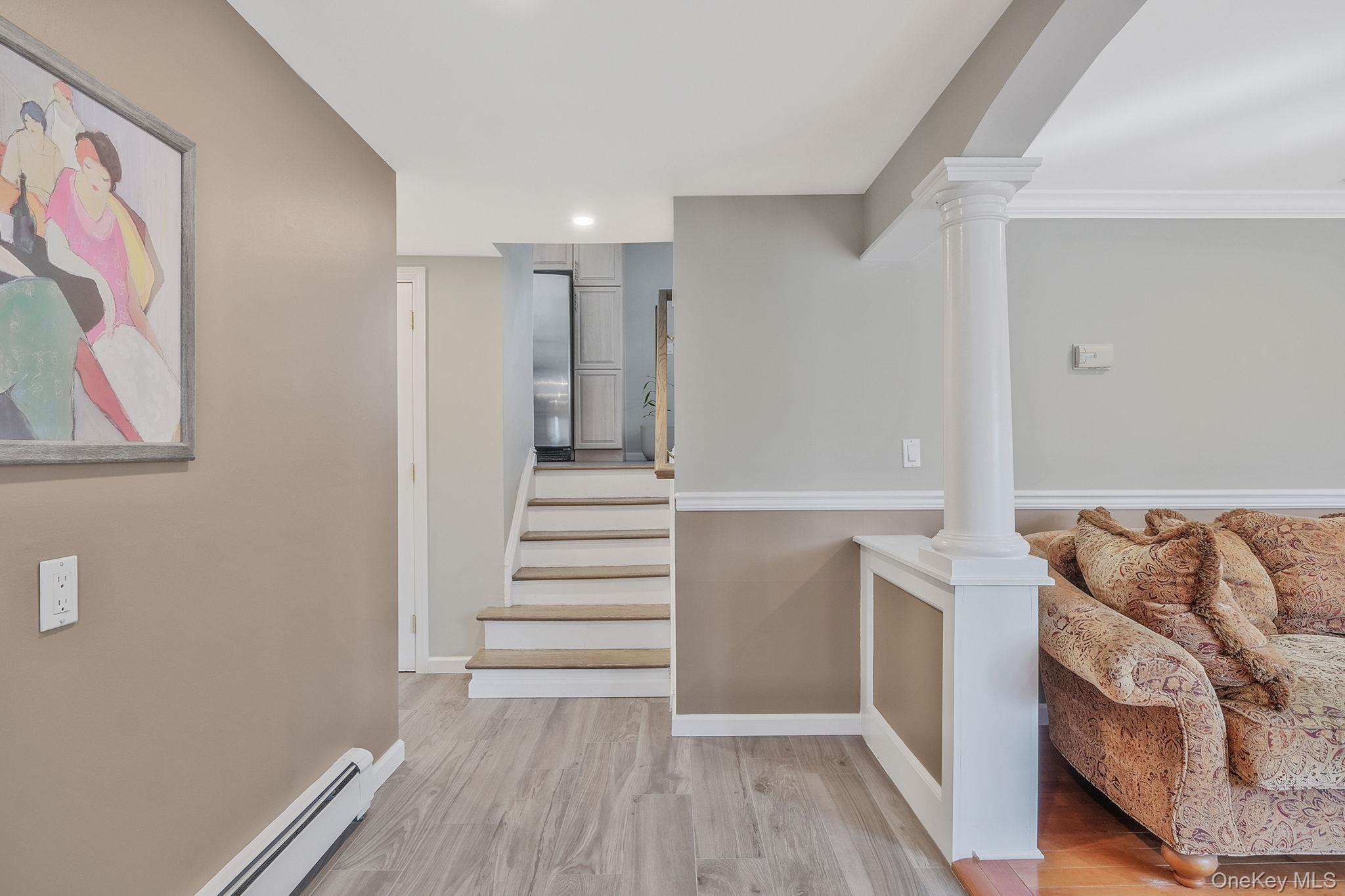 43 Hallock Avenue Property Photo 6