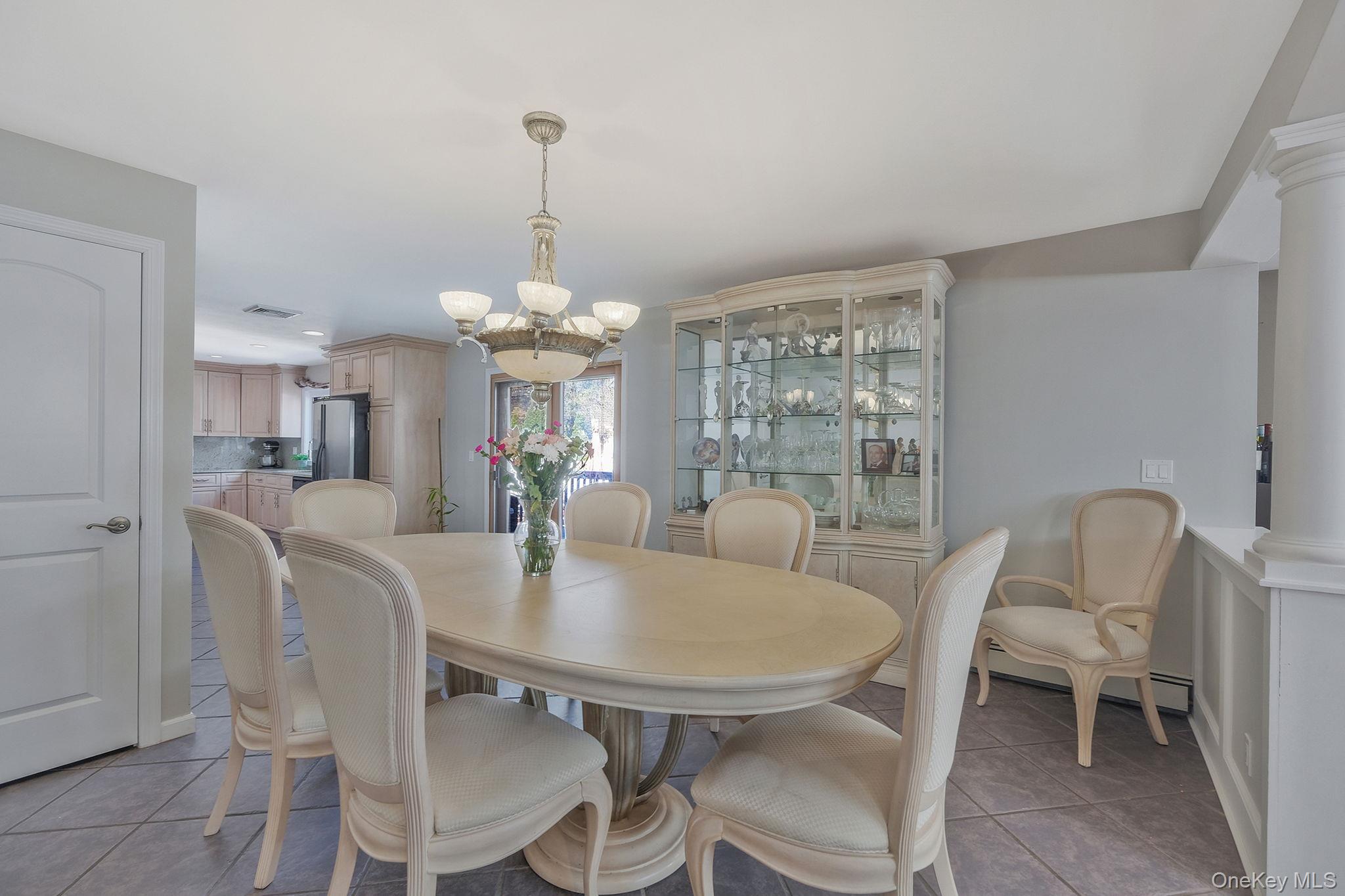 43 Hallock Avenue Property Photo 24