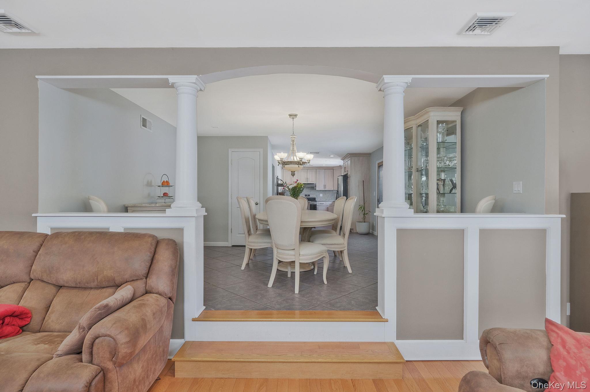43 Hallock Avenue Property Photo 26