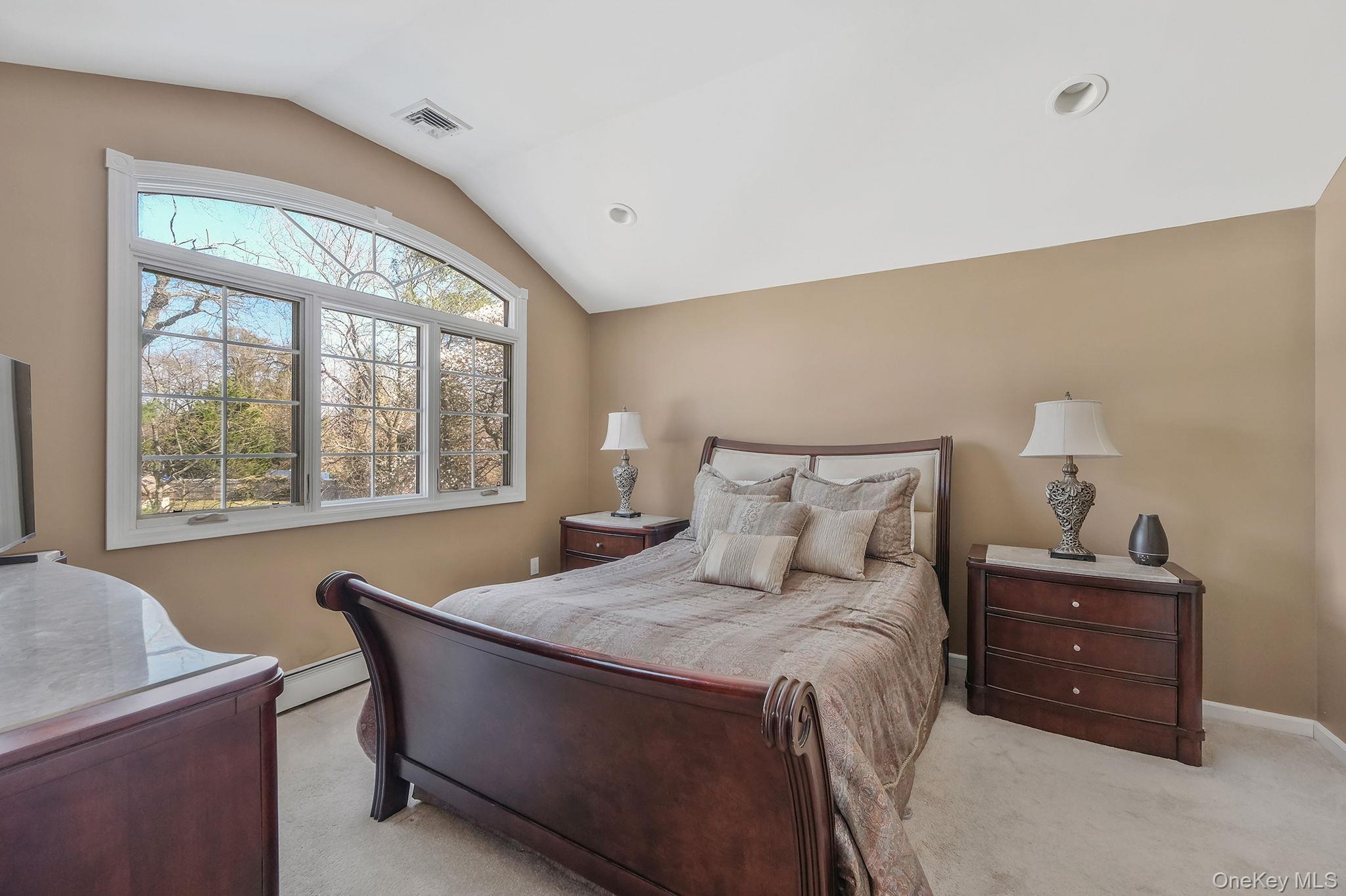 43 Hallock Avenue Property Photo 37