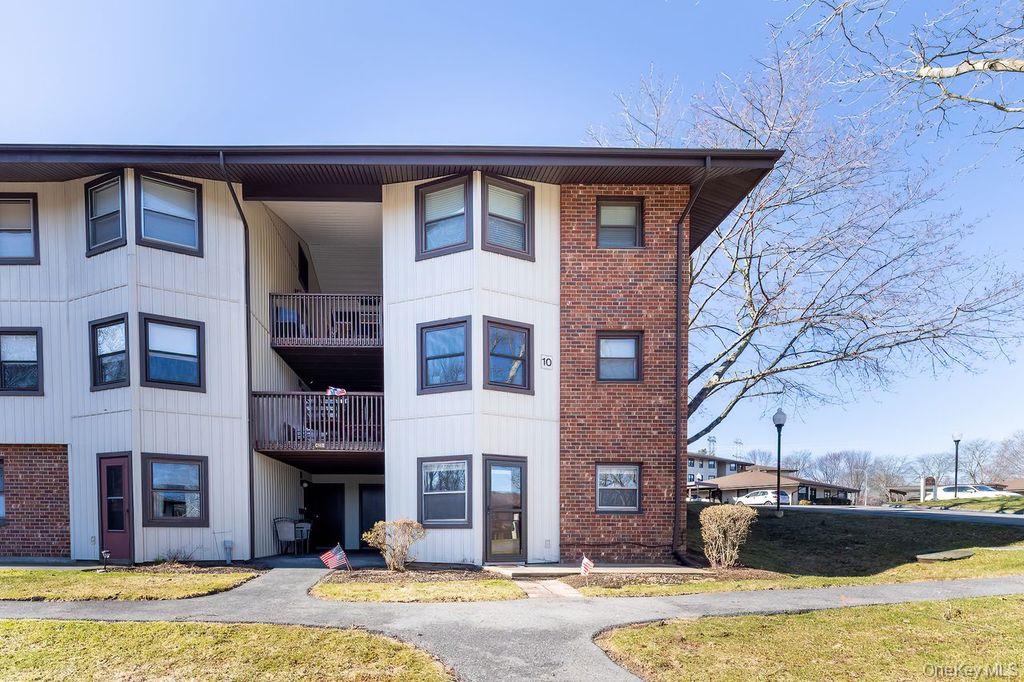 10 Regents Place D Property Photo 1