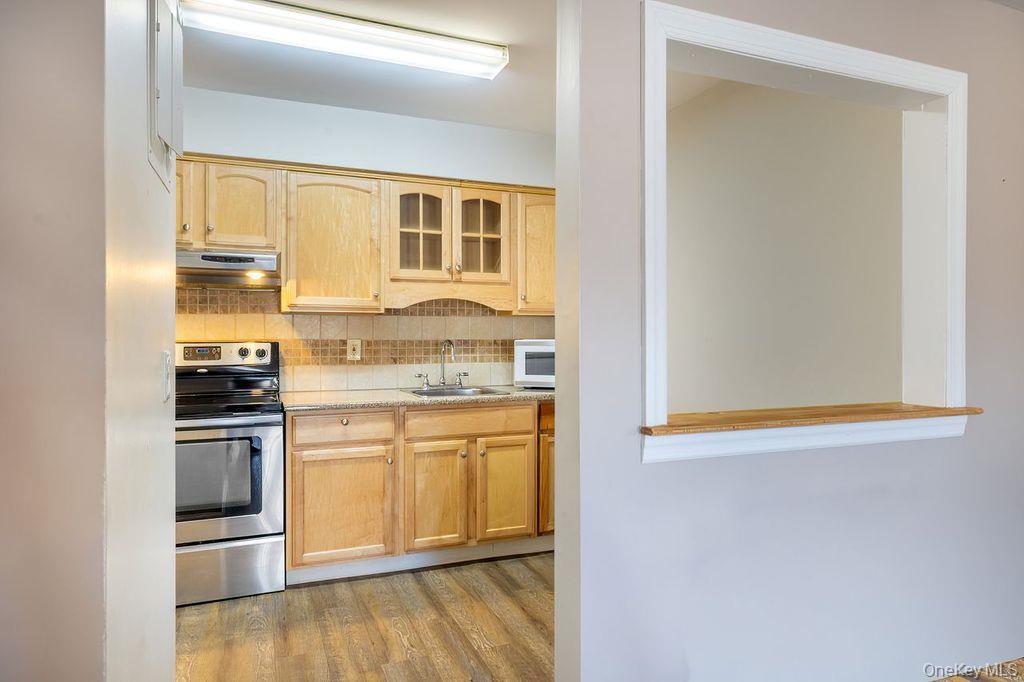 10 Regents Place D Property Photo 3