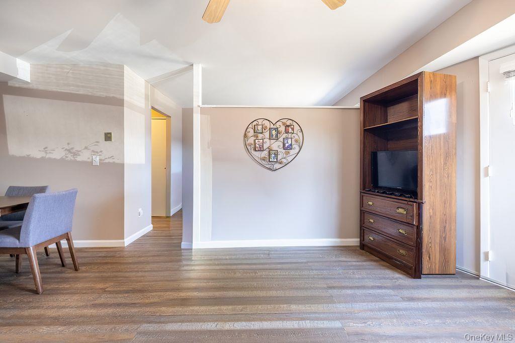 10 Regents Place D Property Photo 7