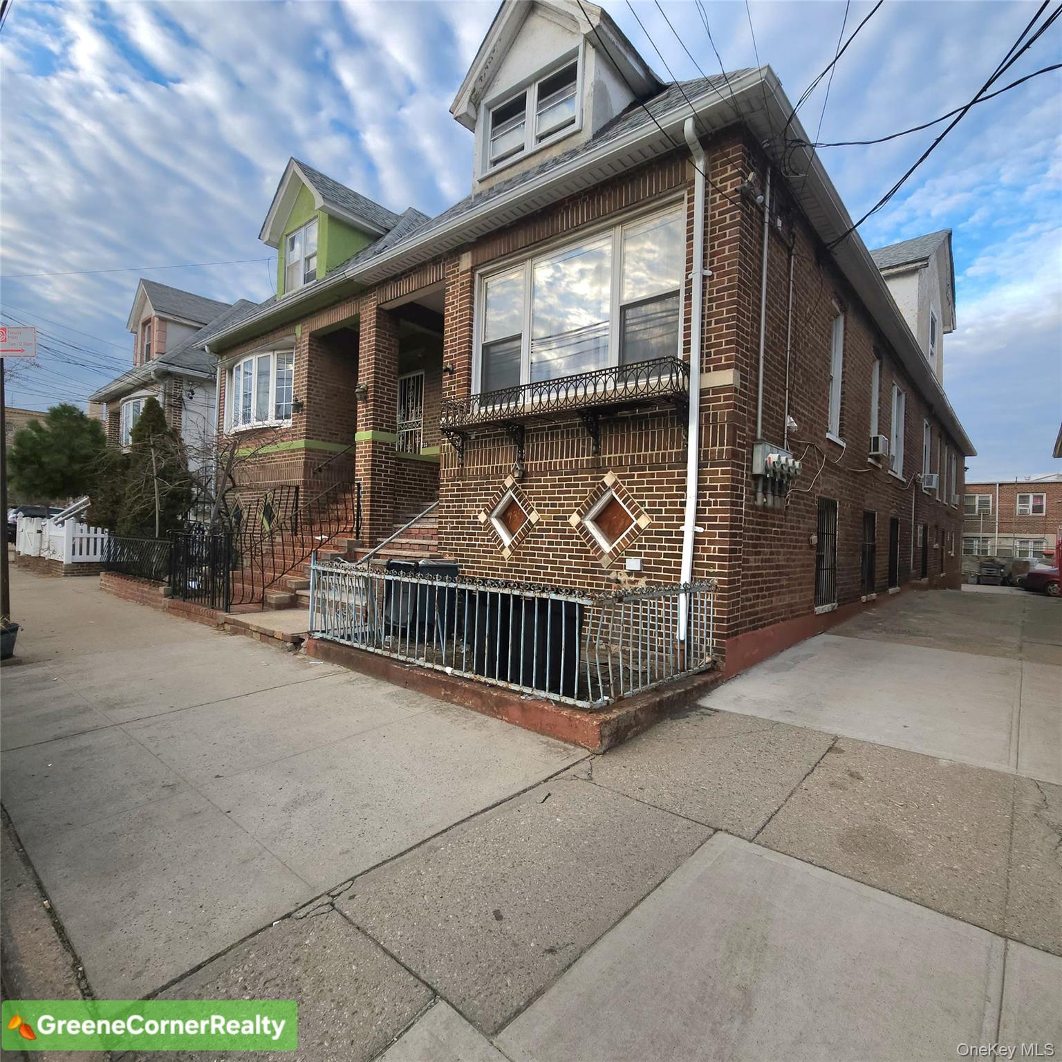 735 E 93rd Street Property Photo 1