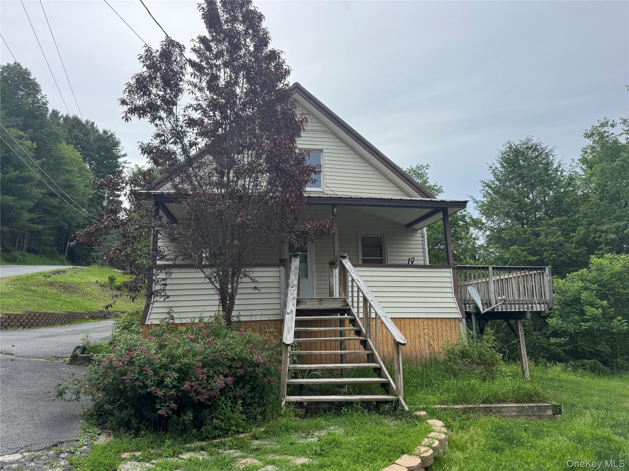 96 White Roe Lake Road Property Photo 3