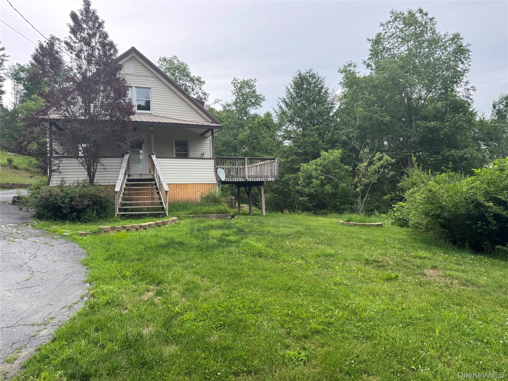 96 White Roe Lake Road Property Photo 5