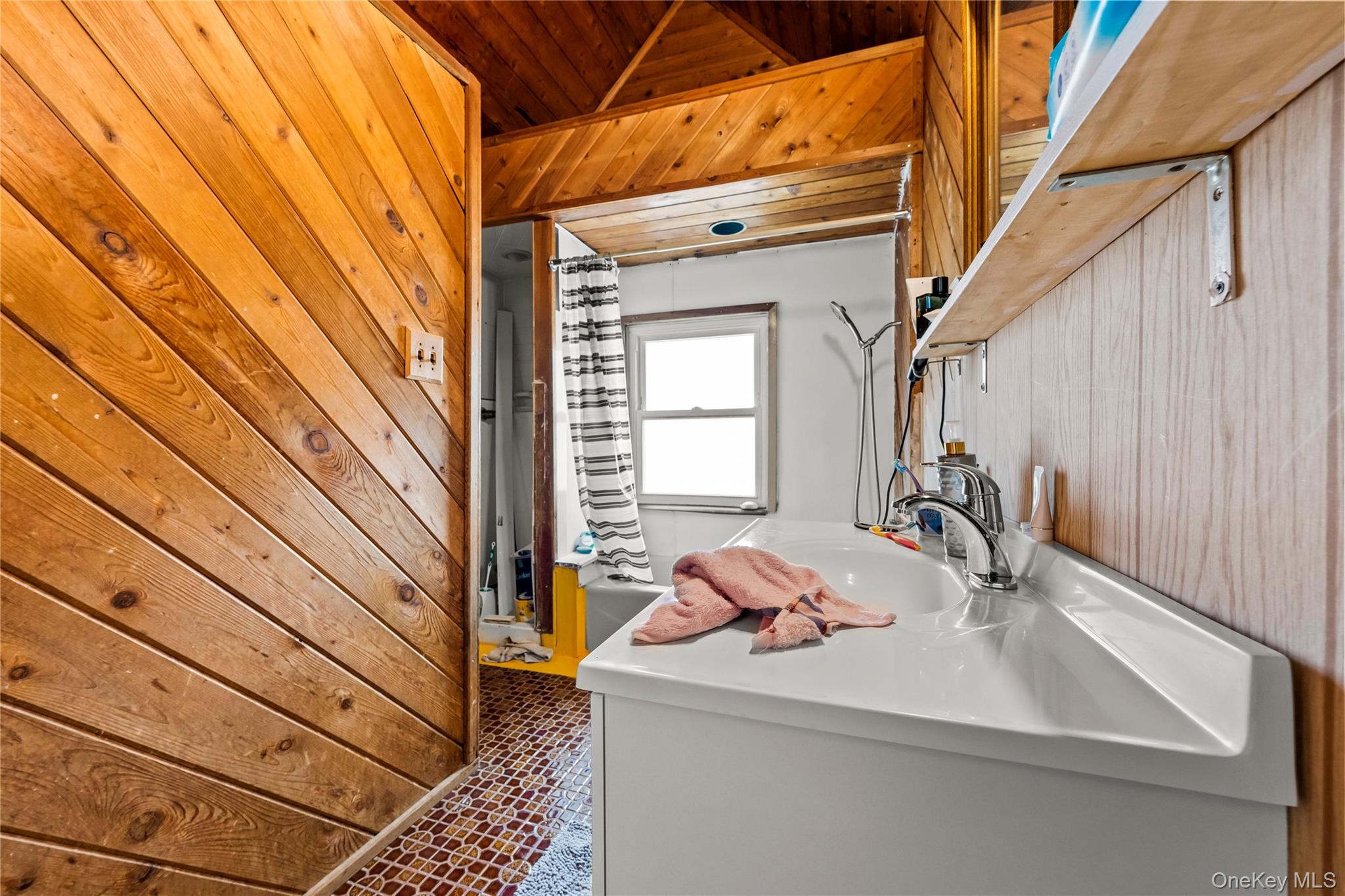 1314 College Point Boulevard Property Photo 16