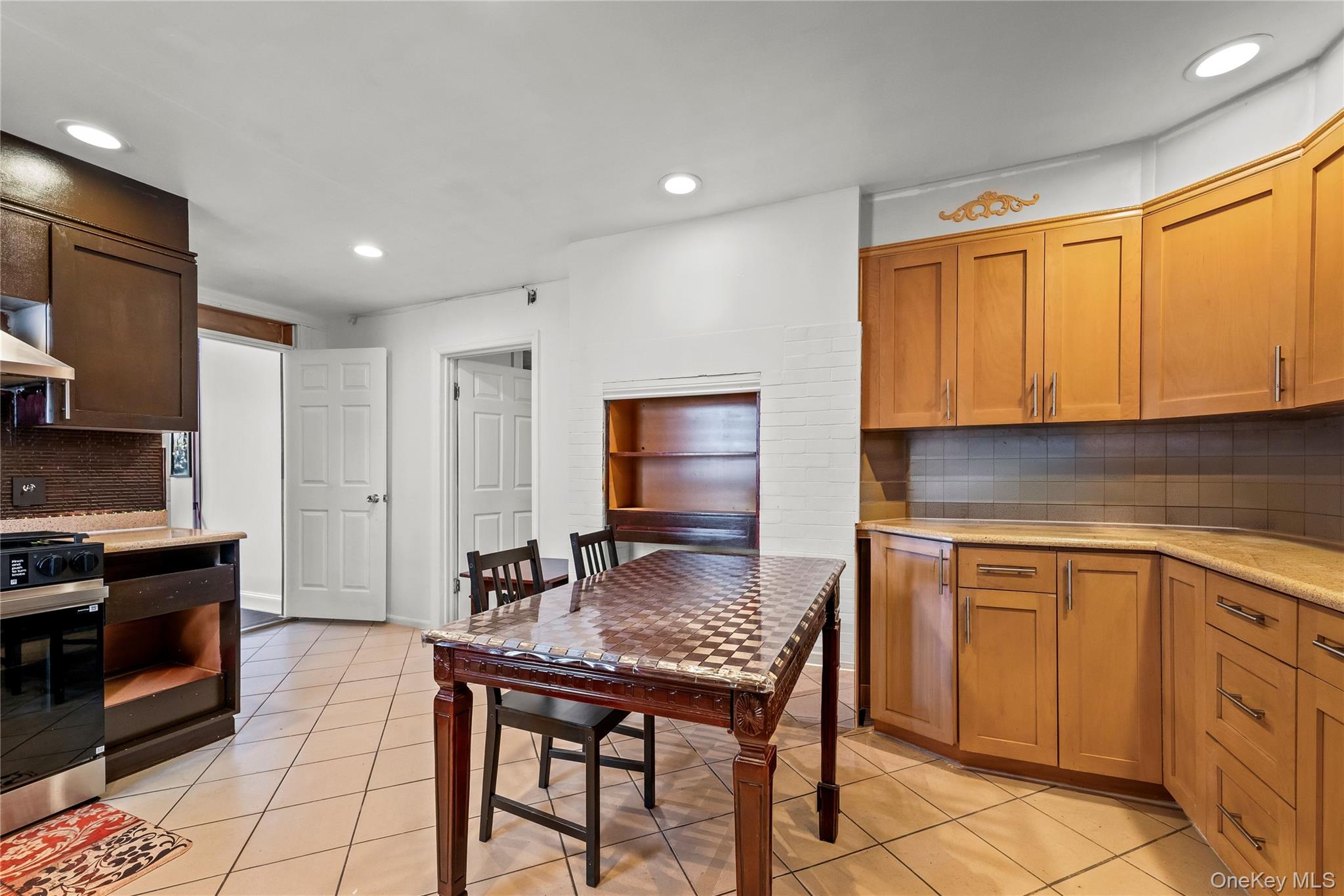 1314 College Point Boulevard Property Photo 19