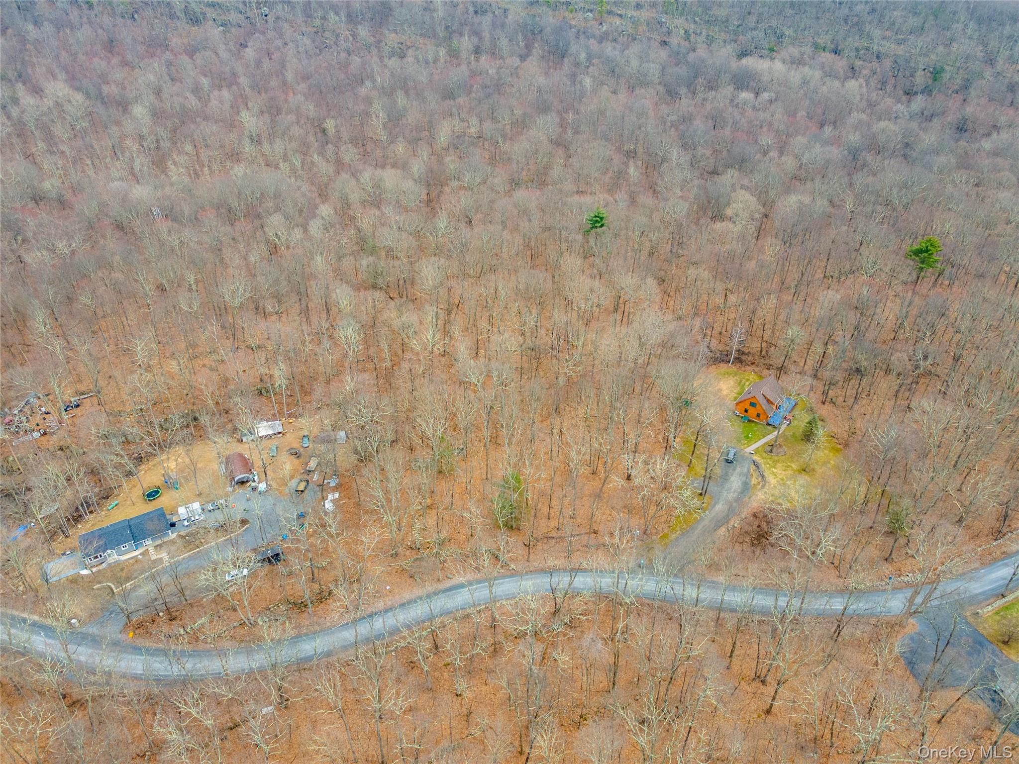 100 Lewis Lane Property Photo 3