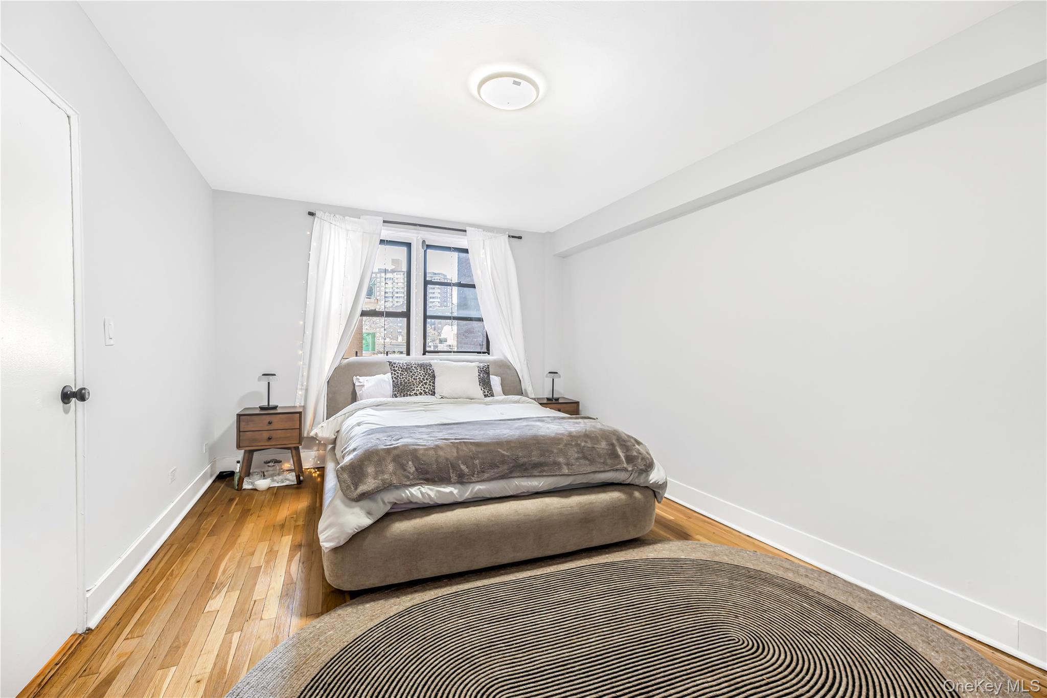 525 W 235th Street 3f Property Photo 8