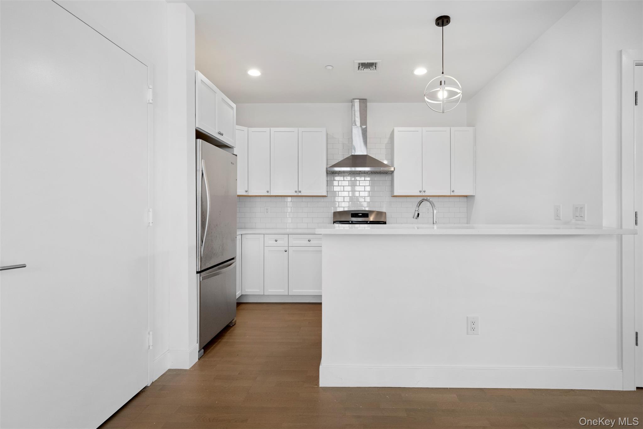 401 Breton Way 401 Property Photo 12