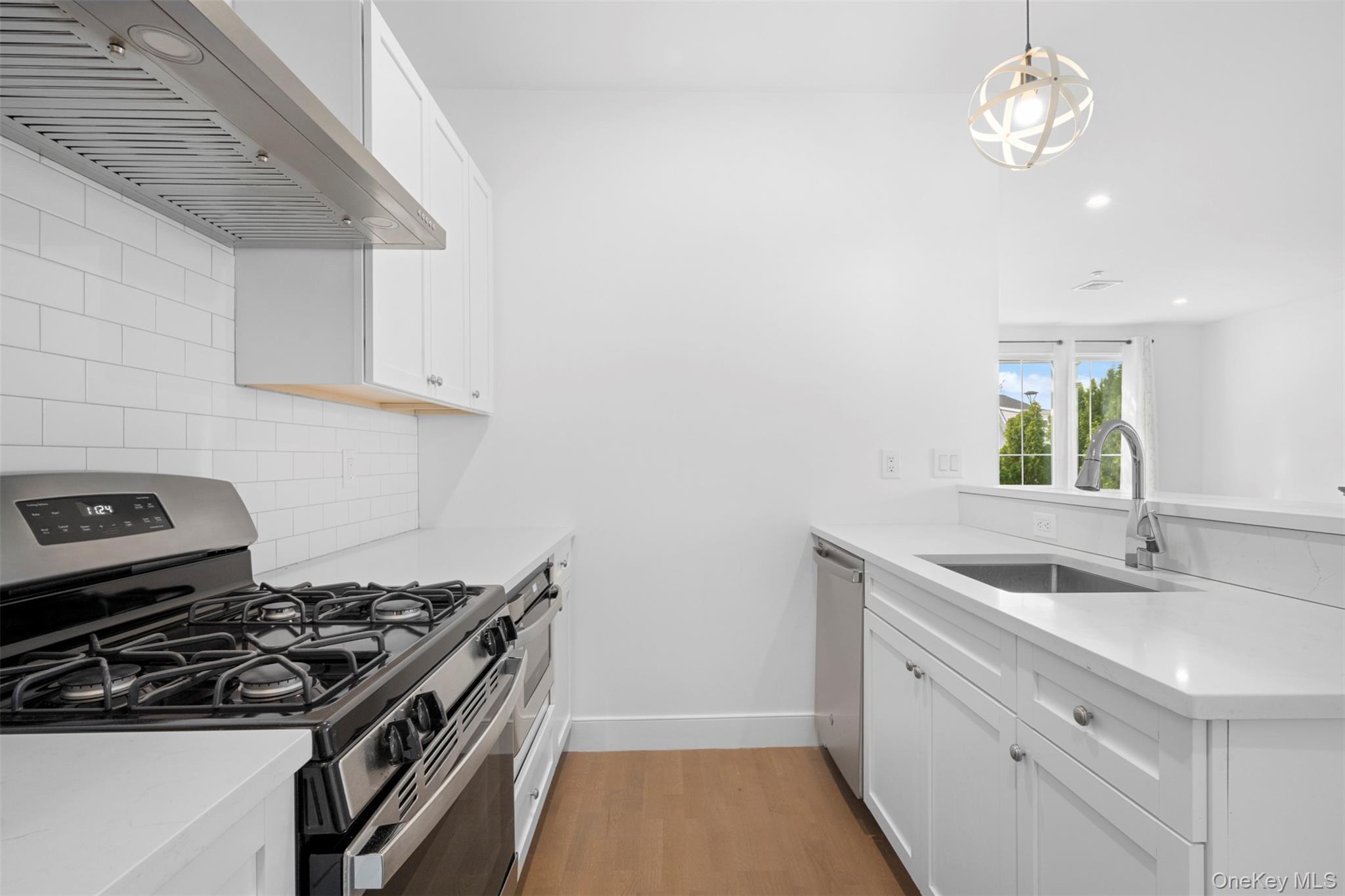 401 Breton Way 401 Property Photo 15