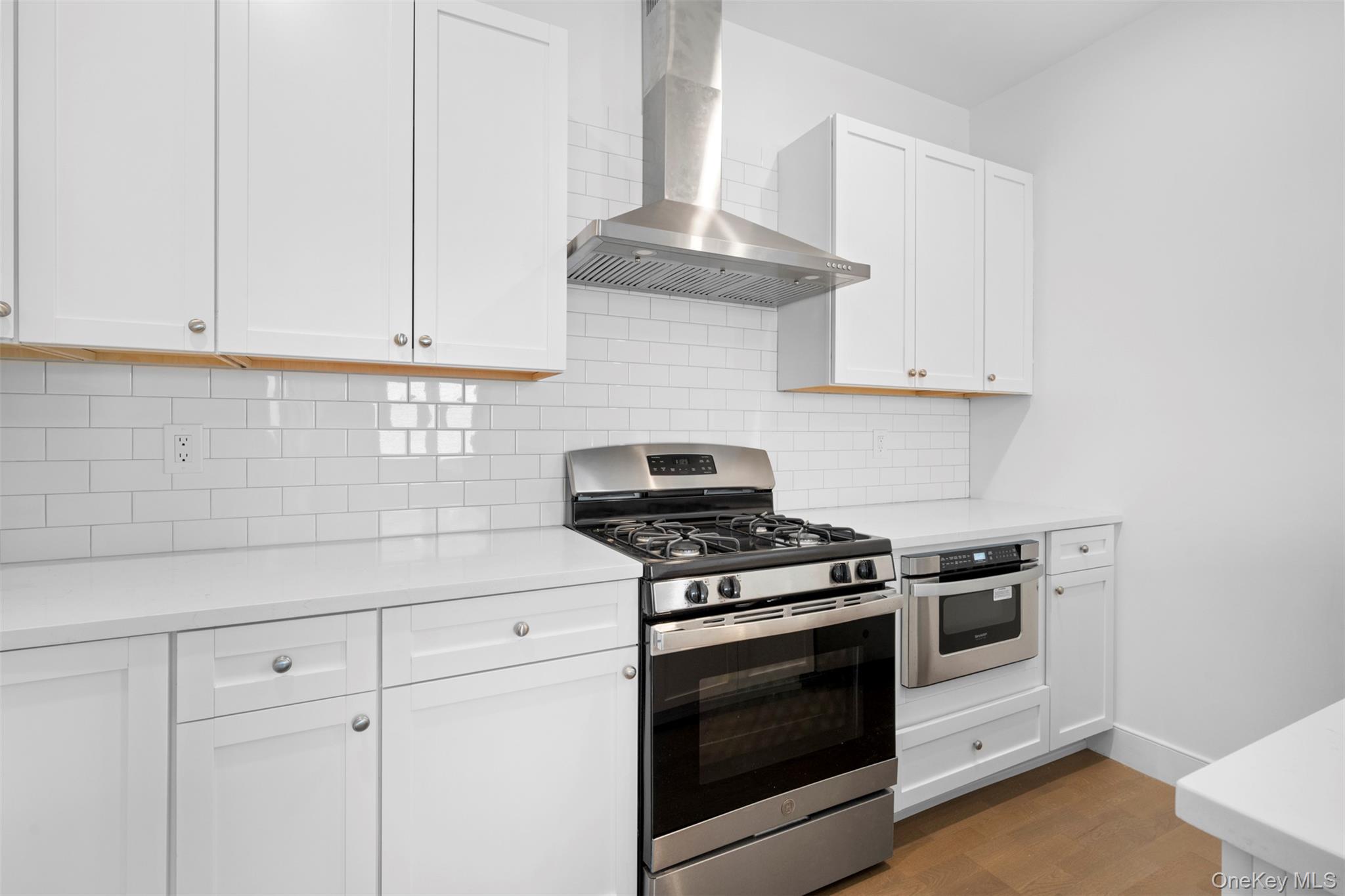 401 Breton Way 401 Property Photo 16