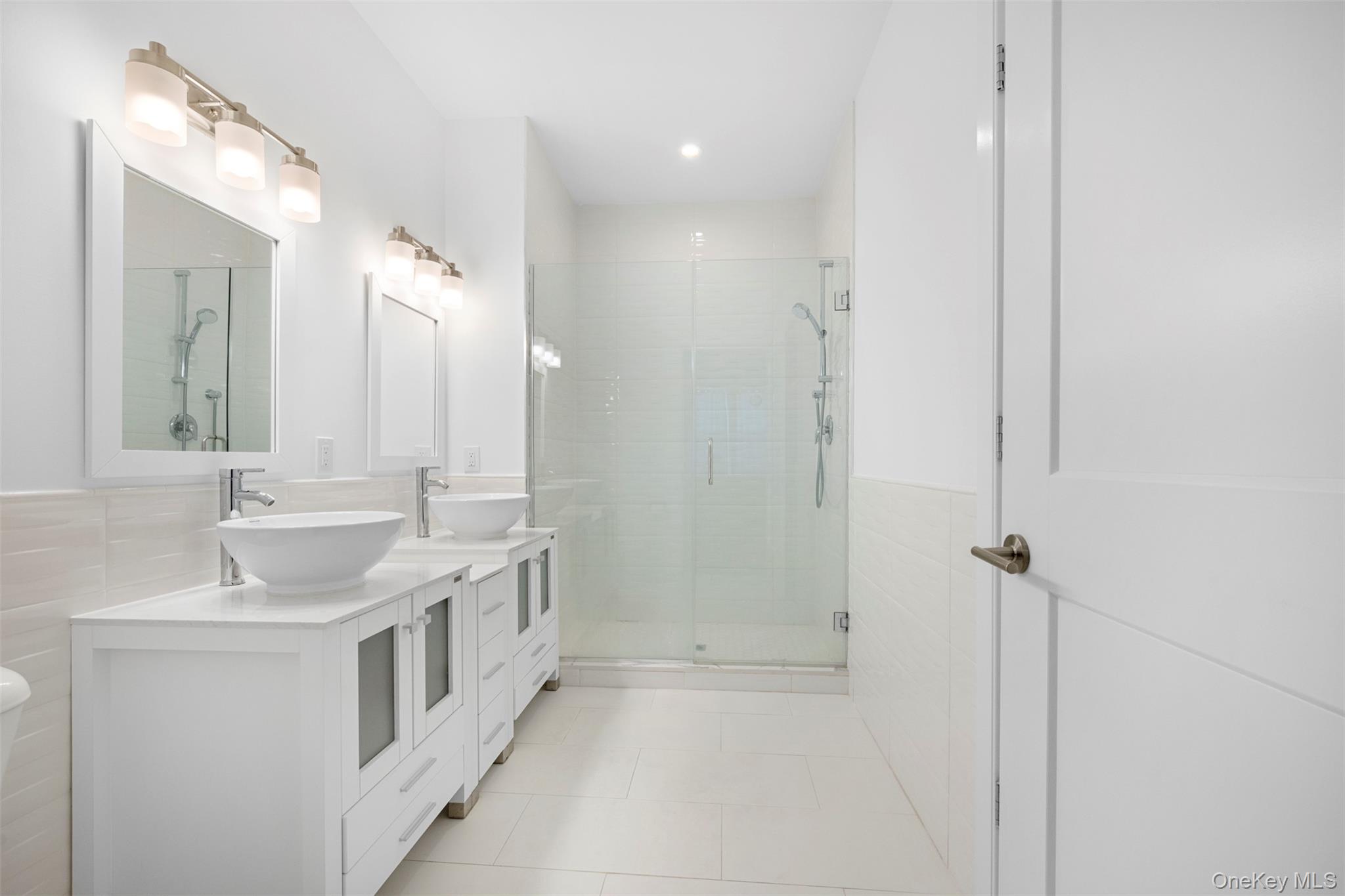401 Breton Way 401 Property Photo 28