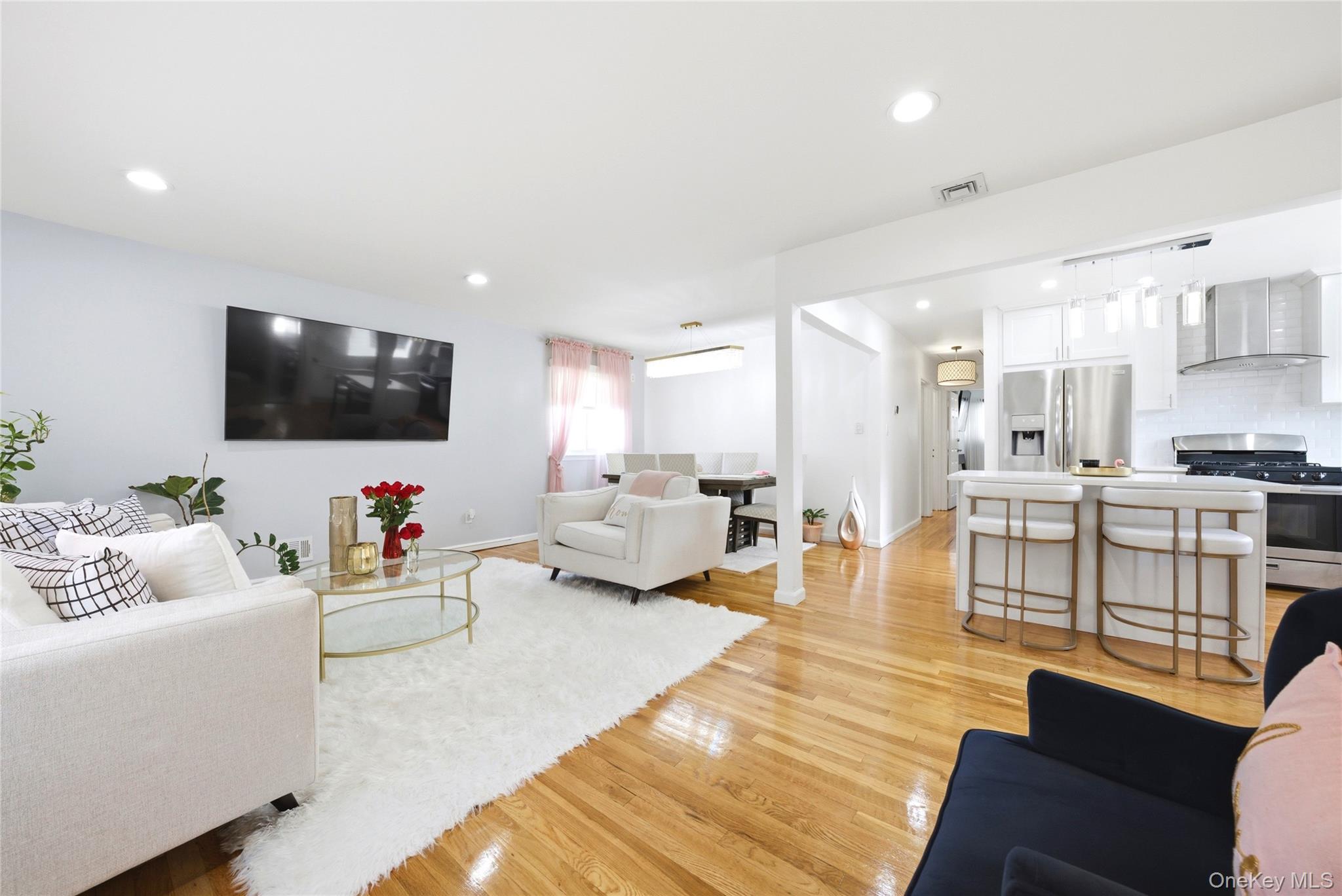 38 Sutton Street Property Photo 6