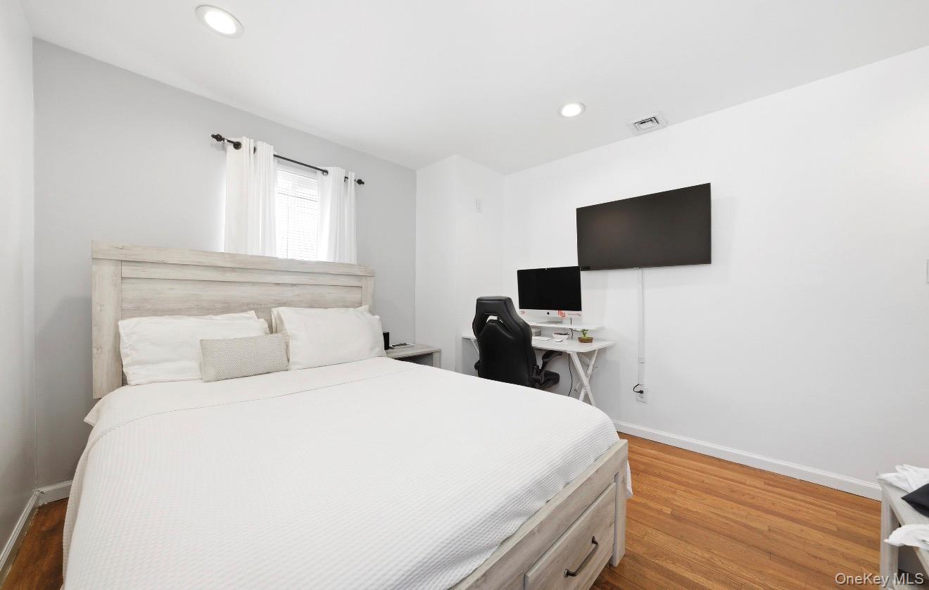 38 Sutton Street Property Photo 18
