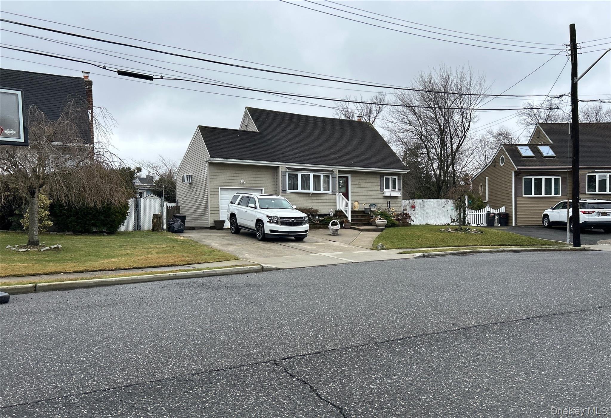 34 Karen Street Property Photo 2
