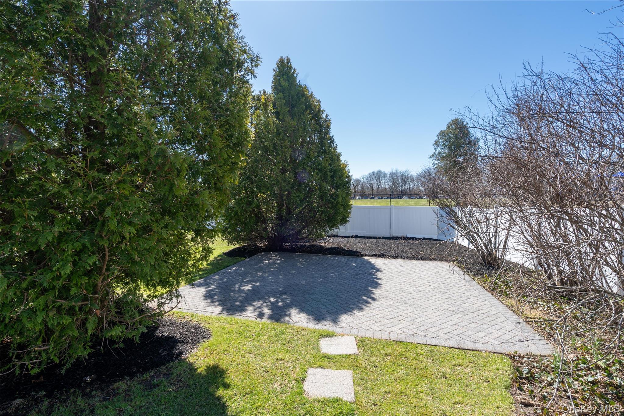 6 Edcris Lane Property Photo 32