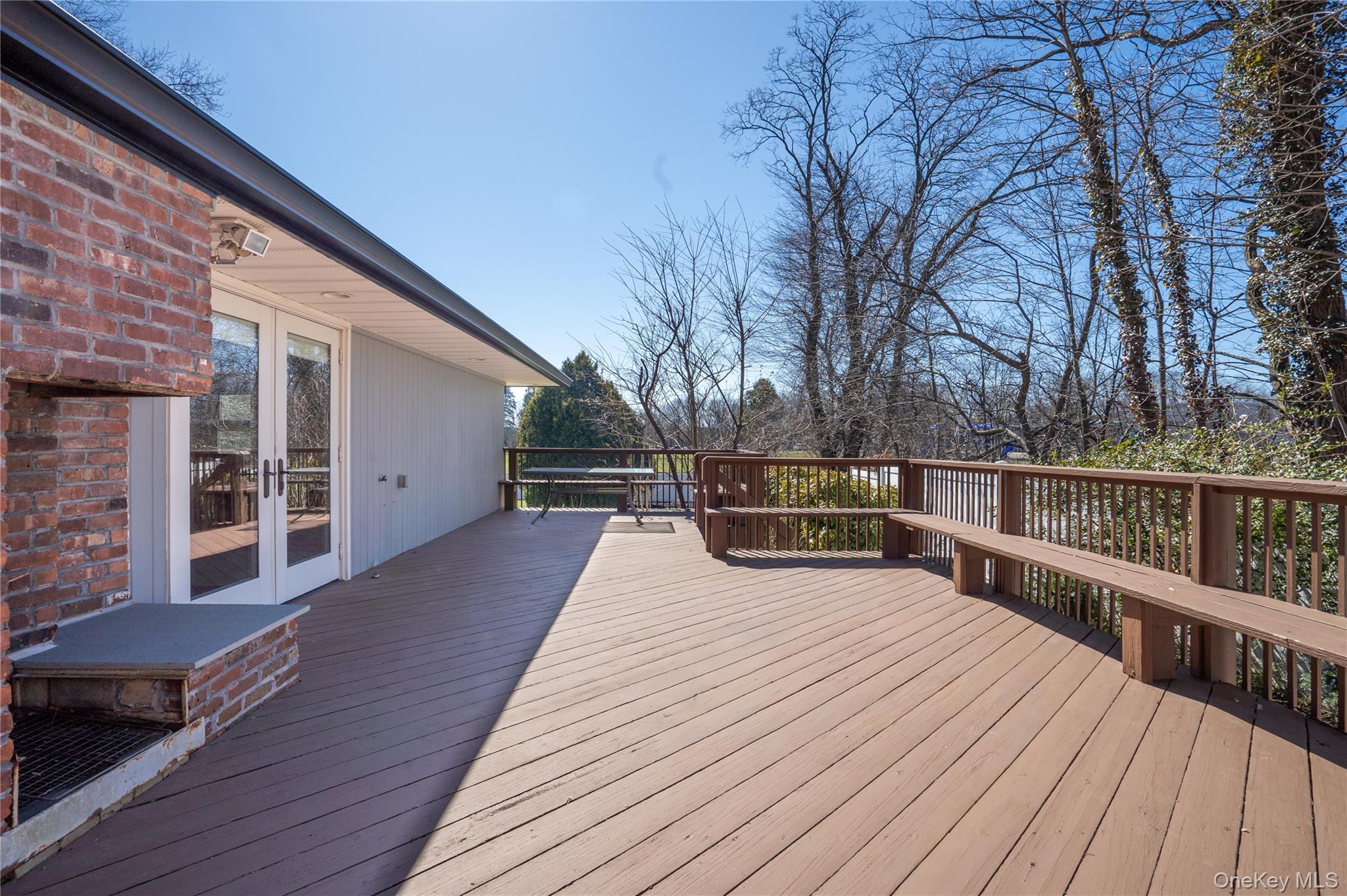 6 Edcris Lane Property Photo 37
