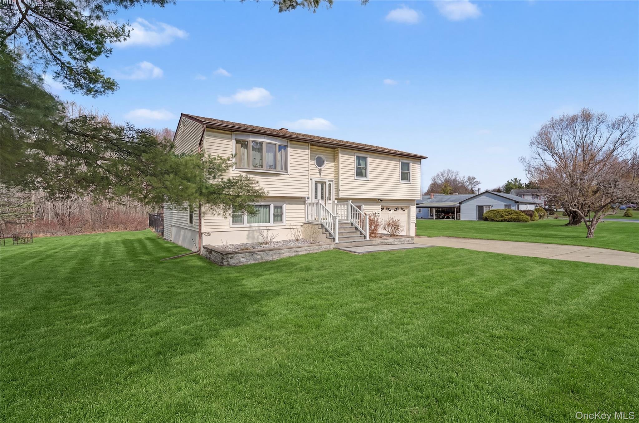 6 Adams Court Property Photo 2