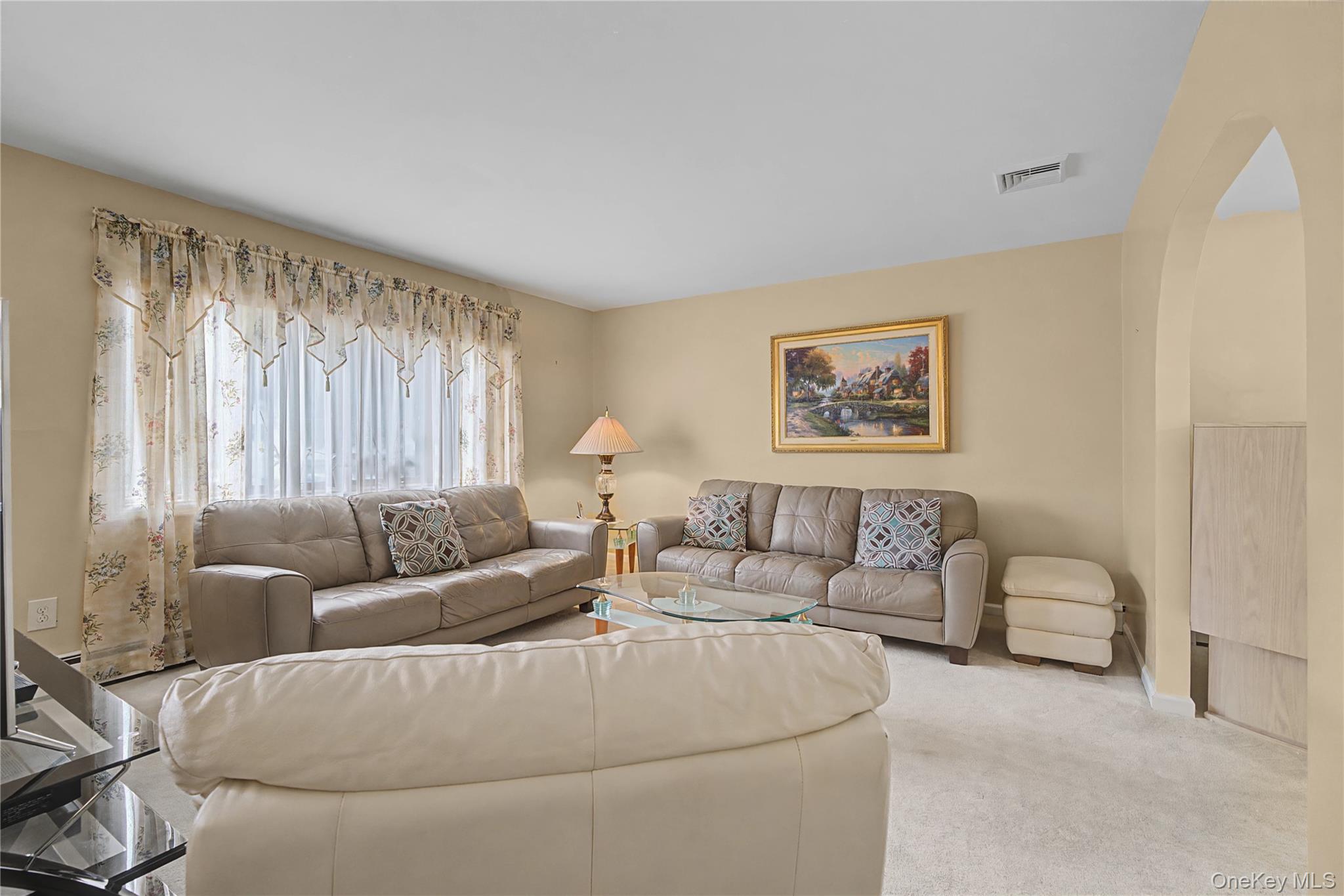 6 Adams Court Property Photo 6