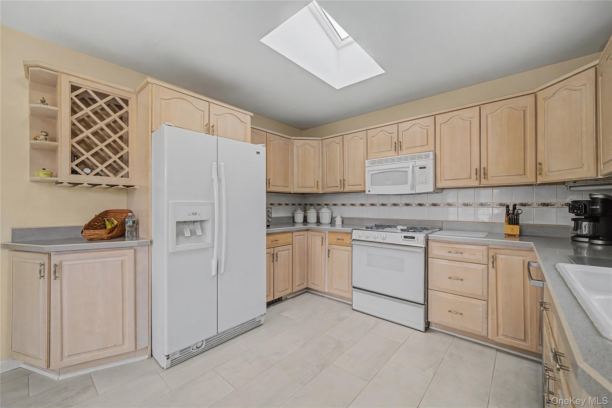 6 Adams Court Property Photo 16