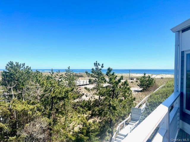 539 Dune Road 1a Property Photo 12