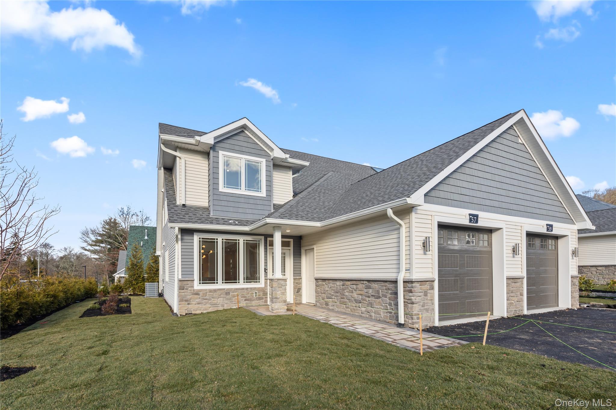 19 Dessau Circle Property Photo 1