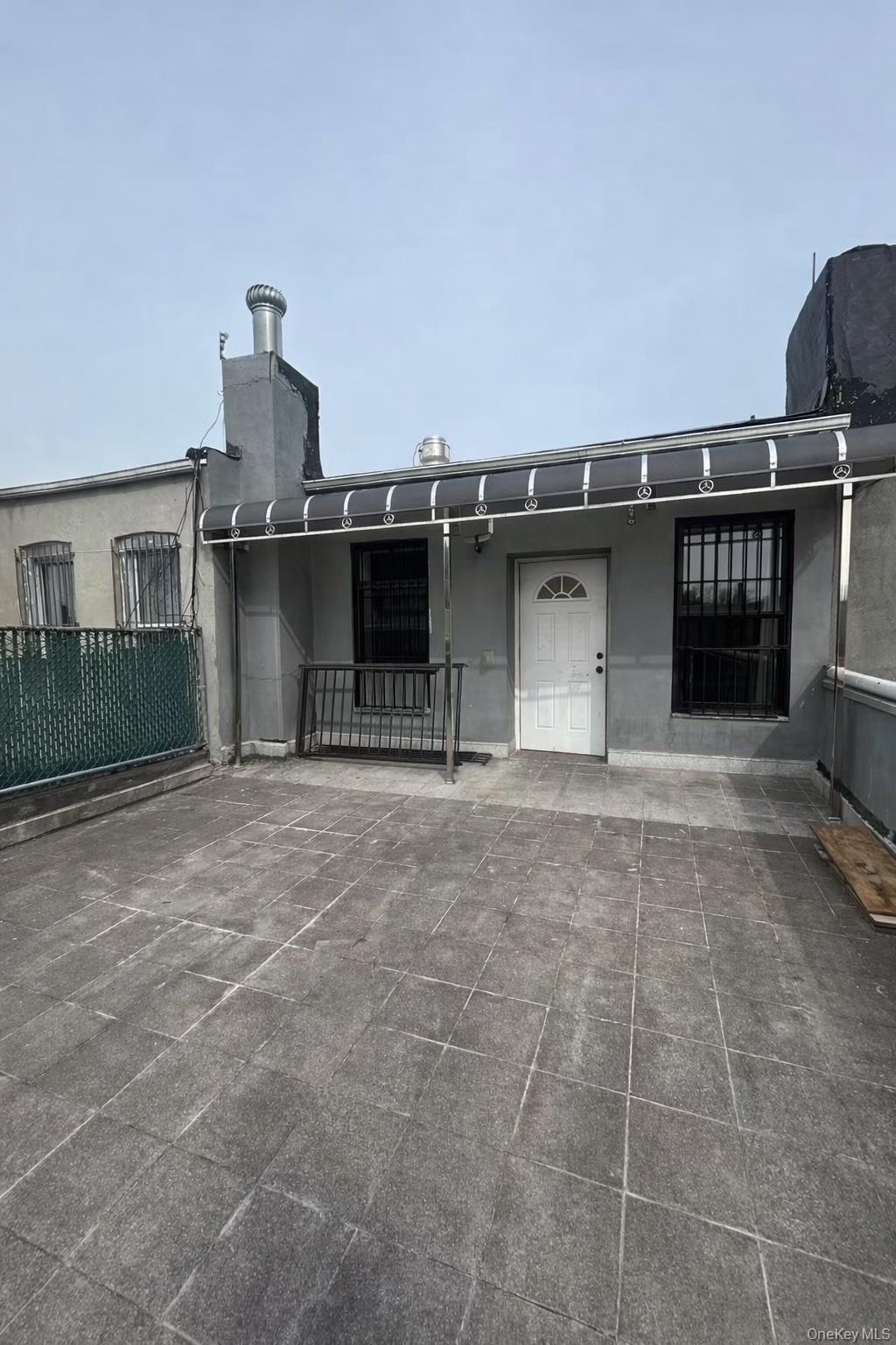 3242 Fulton Street Property Photo 10