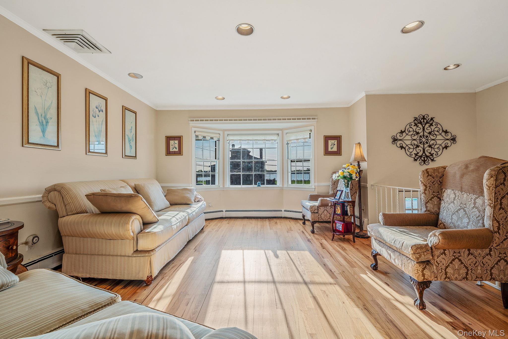 146 Awixa Avenue Property Photo 10
