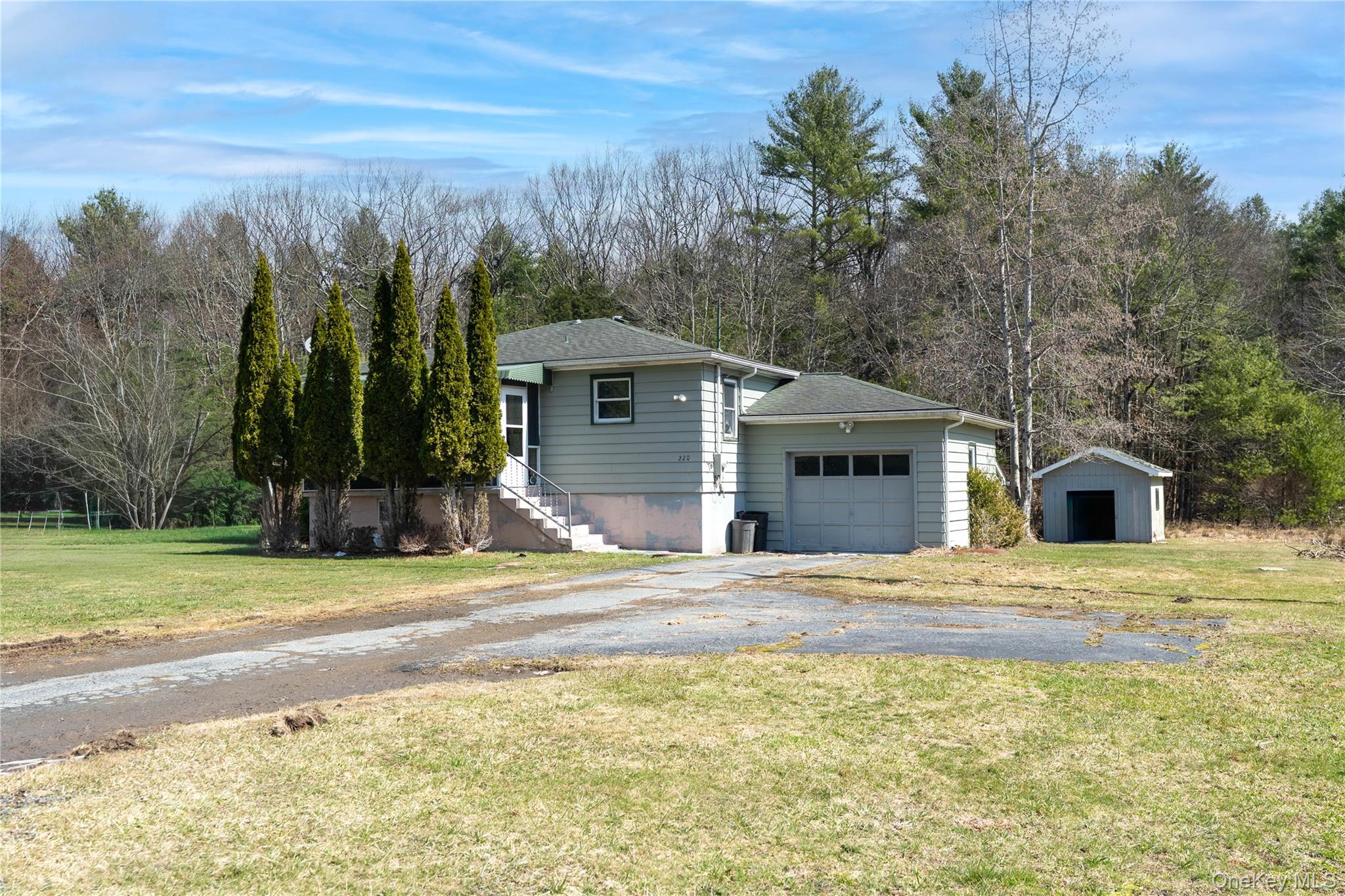 220 County Road 21 Property Photo 25