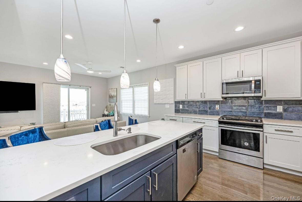 718 Guy Lombardo Avenue Property Photo 12