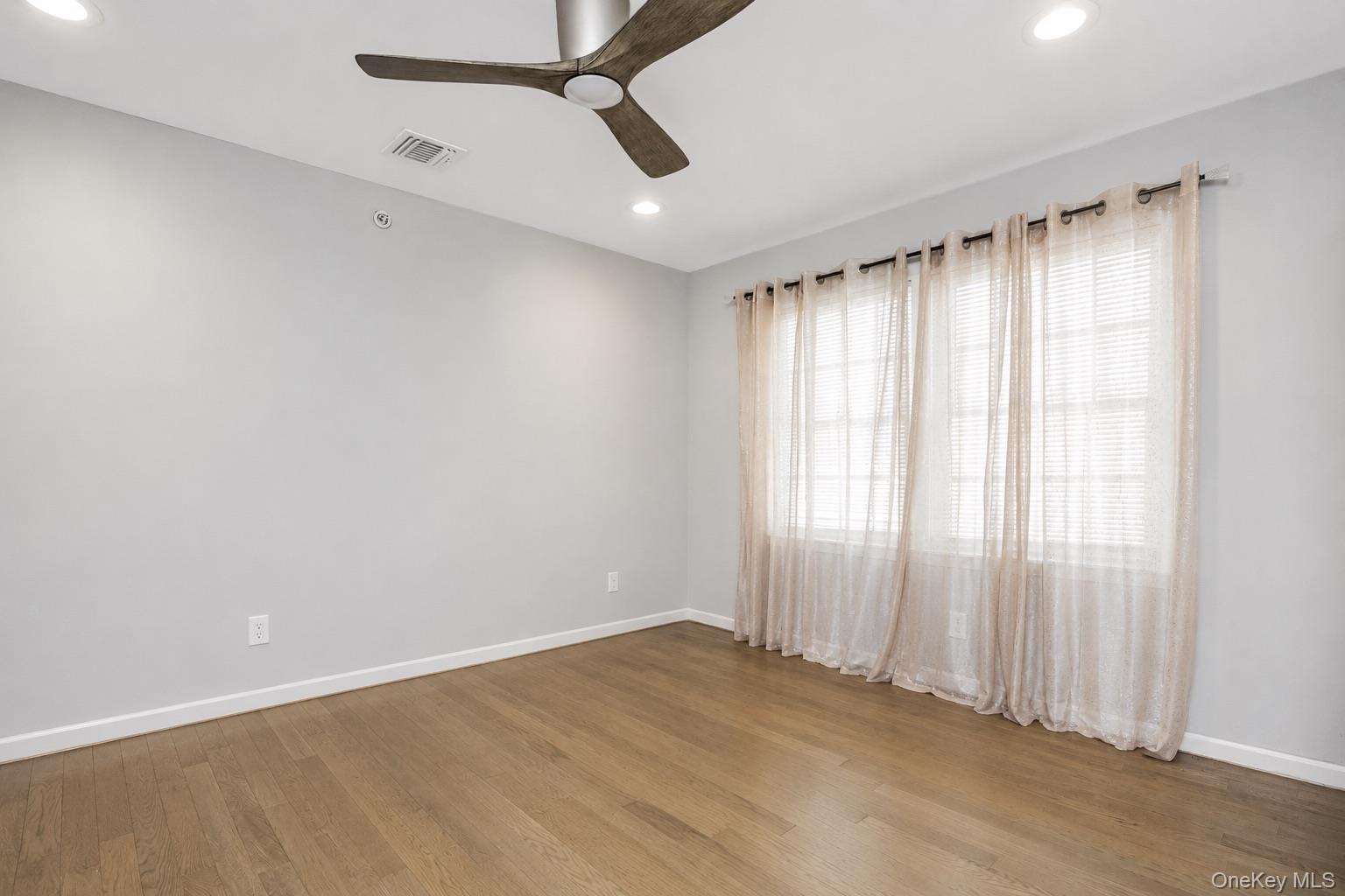718 Guy Lombardo Avenue Property Photo 19