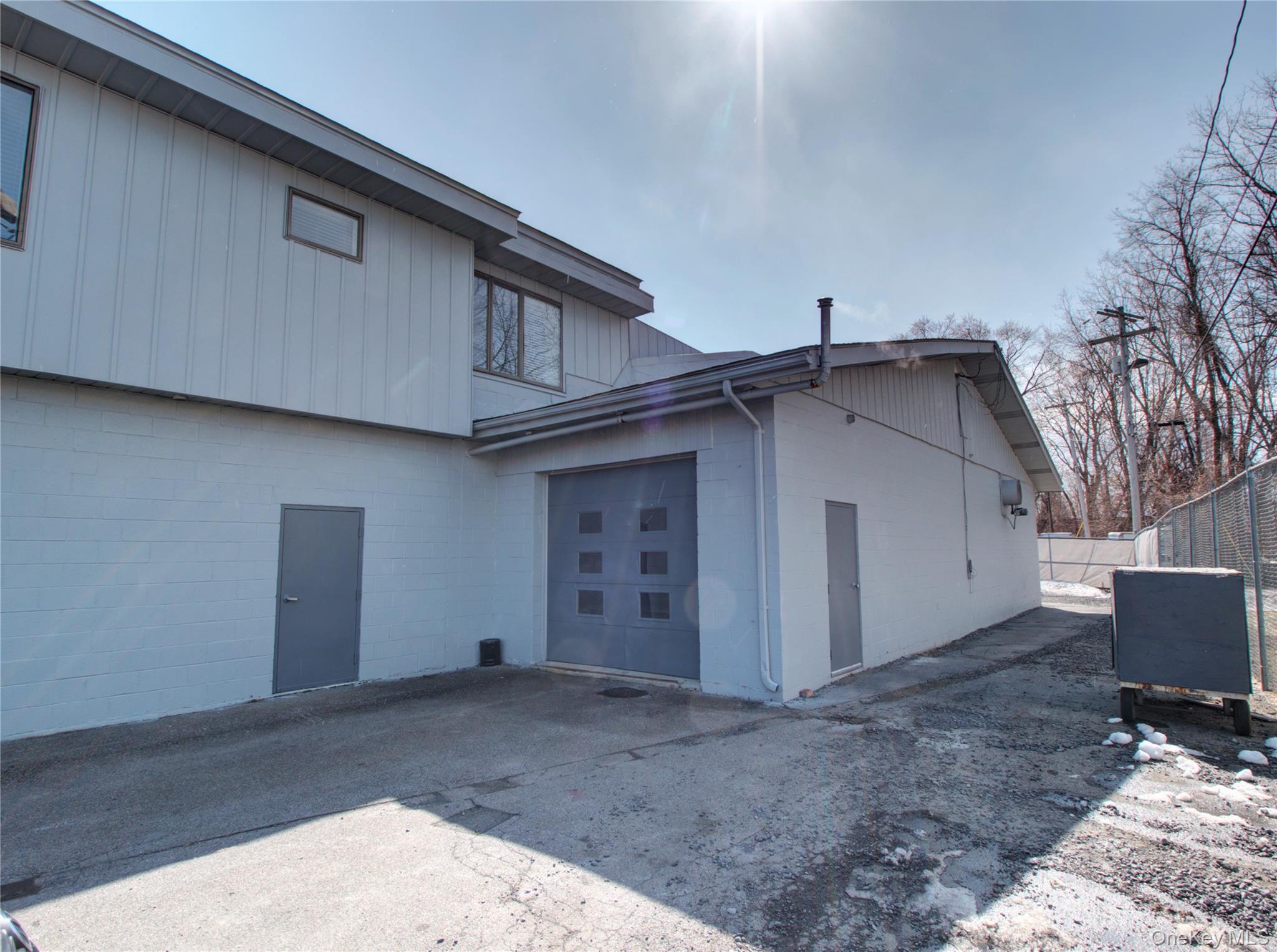 56 Clarendon Avenue Property Photo 38